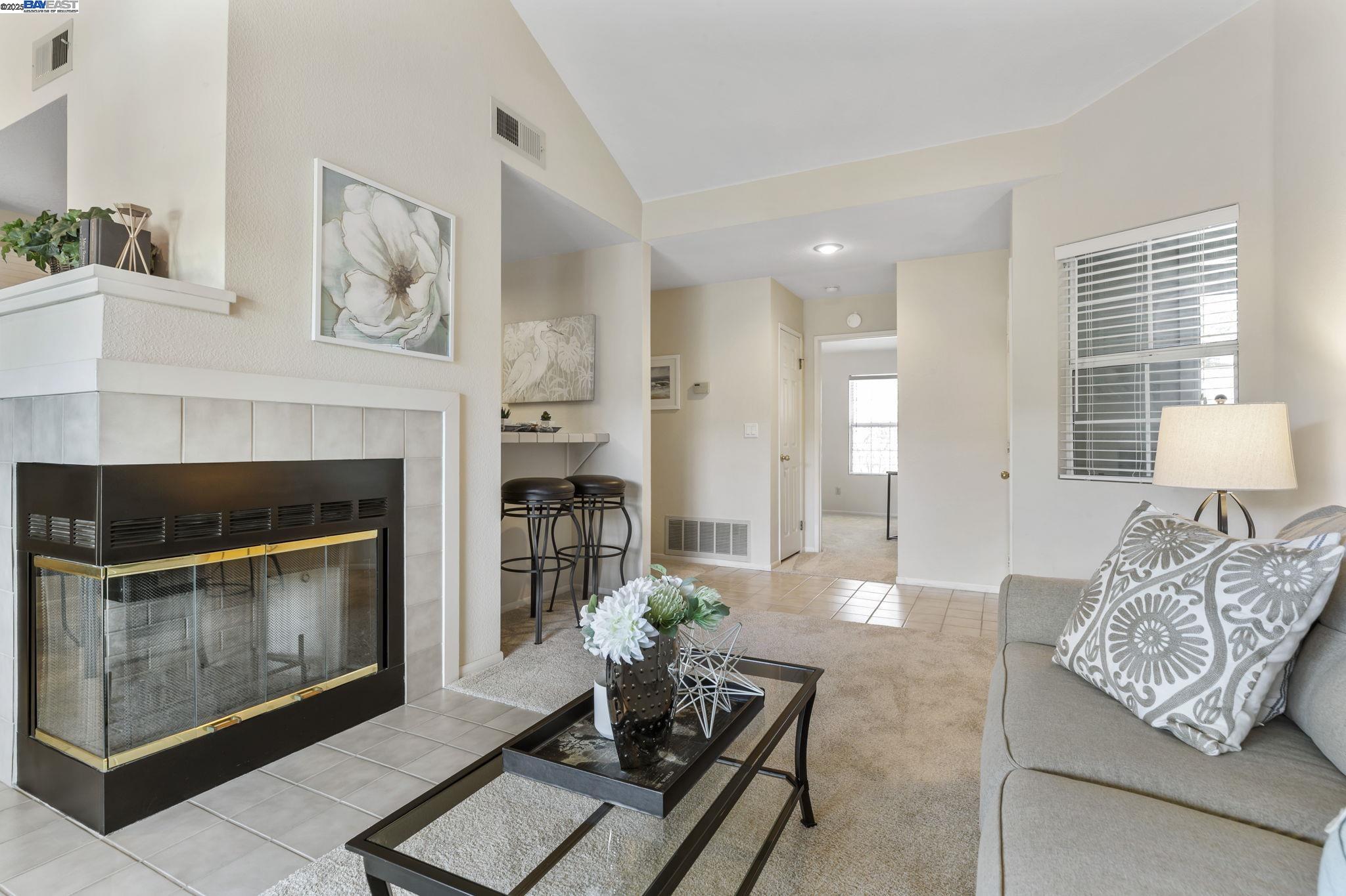 Photo #8: 41104162 Listing: Photo #8