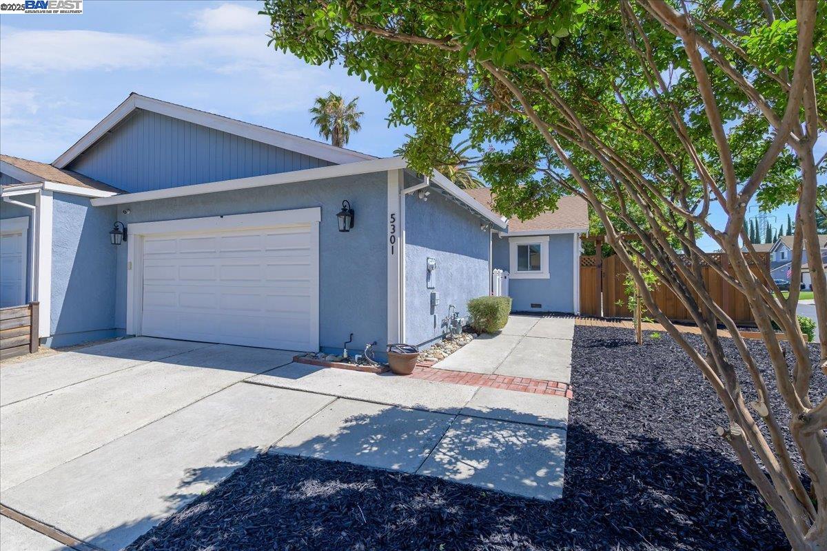 Detail Gallery Image 1 of 1 For 5301 Windflower Drive, Livermore,  CA 94551 - 2 Beds | 2 Baths