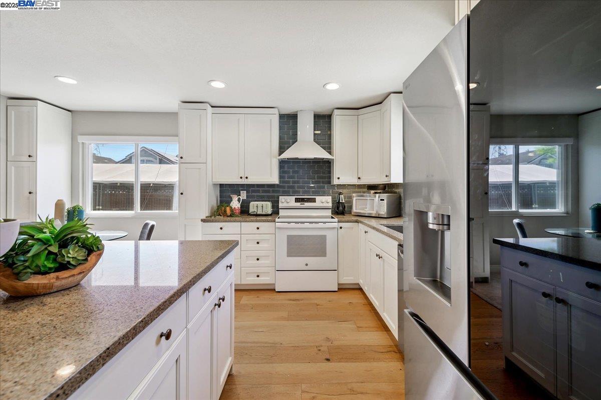 Detail Gallery Image 3 of 20 For 5301 Windflower Drive, Livermore,  CA 94551 - 2 Beds | 2 Baths