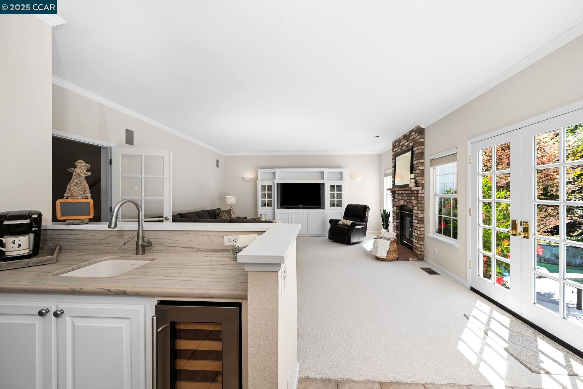 Detail Gallery Image 13 of 44 For 106 Leafield Rd, Danville,  CA 94506 - 5 Beds | 4 Baths