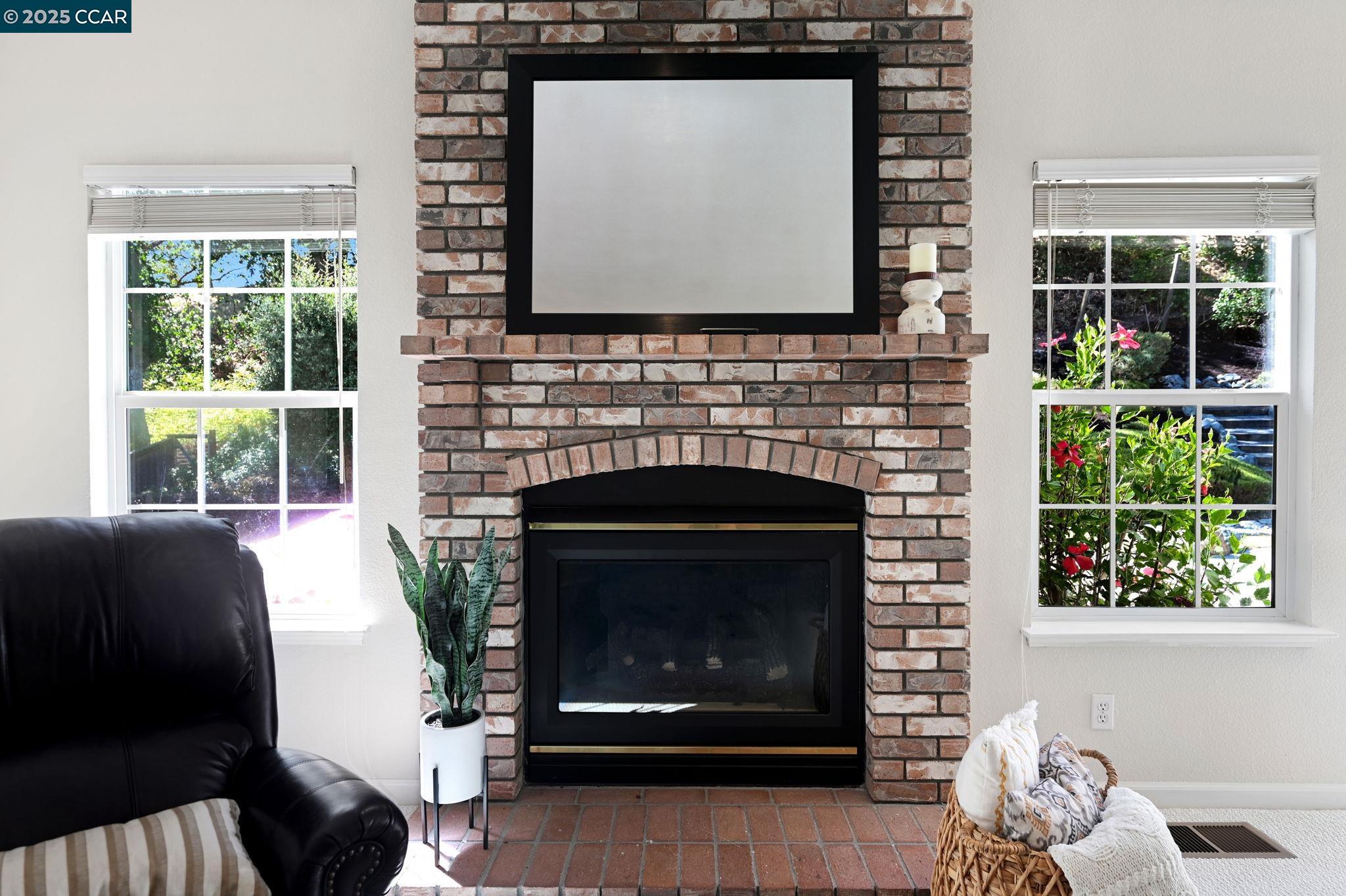 Detail Gallery Image 15 of 44 For 106 Leafield Rd, Danville,  CA 94506 - 5 Beds | 4 Baths