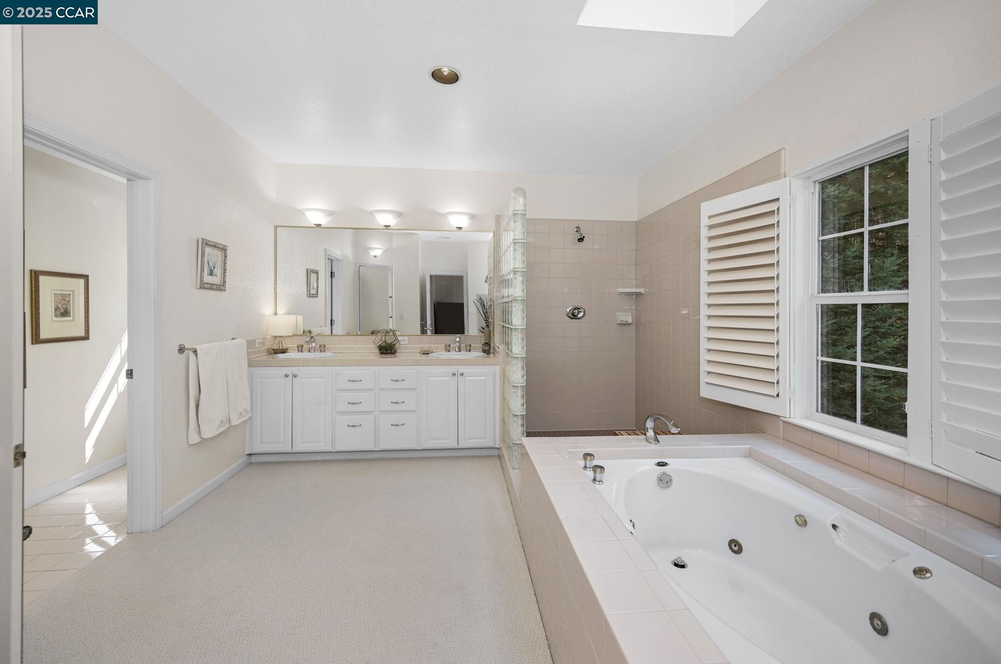 Detail Gallery Image 19 of 44 For 106 Leafield Rd, Danville,  CA 94506 - 5 Beds | 4 Baths