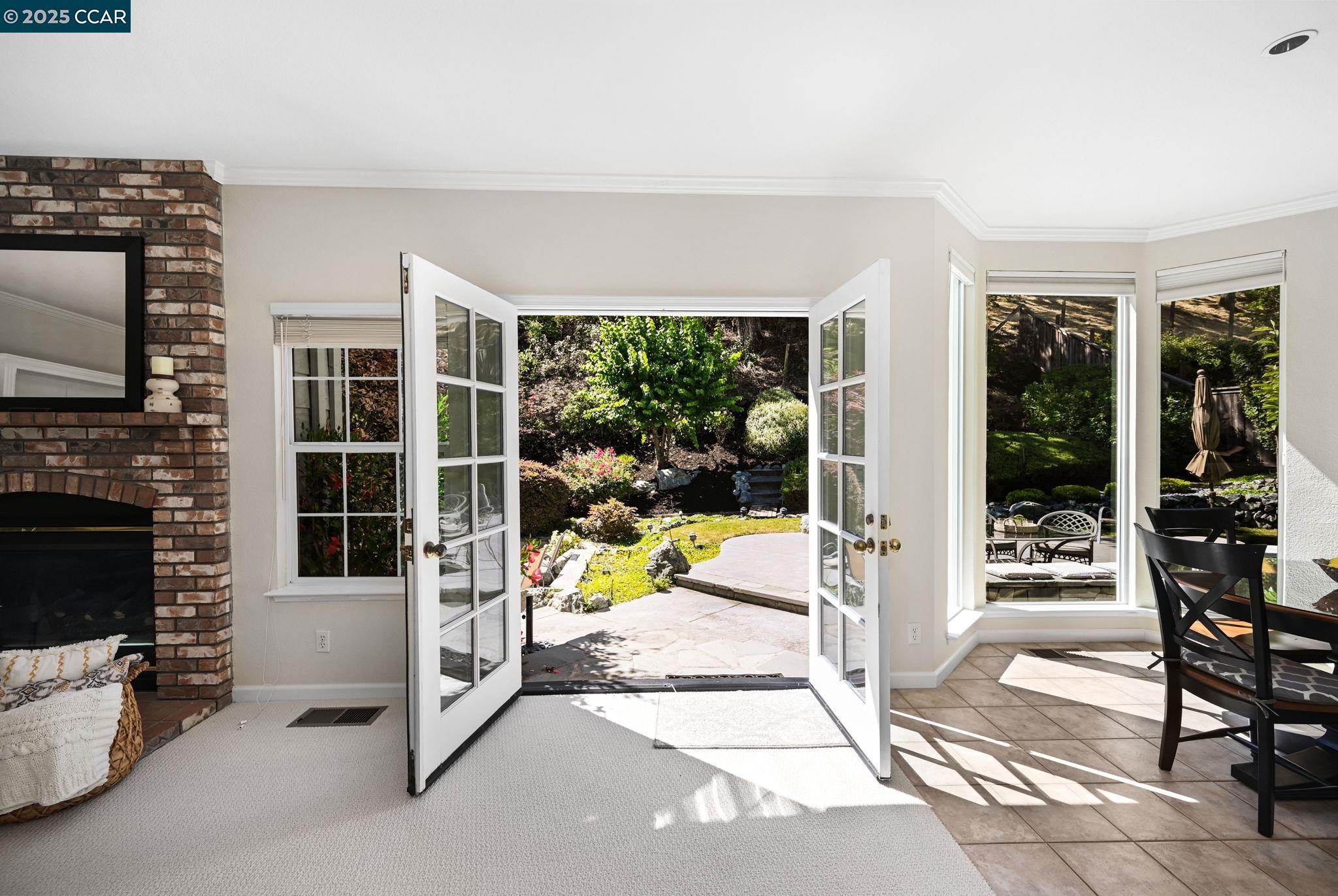 Detail Gallery Image 8 of 44 For 106 Leafield Rd, Danville,  CA 94506 - 5 Beds | 4 Baths