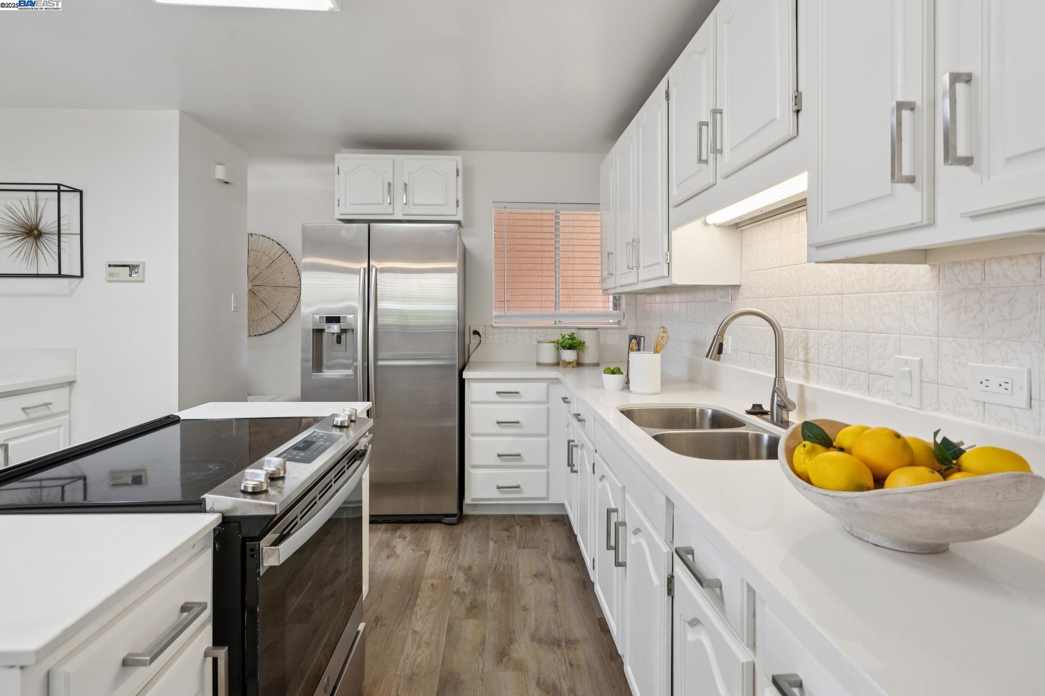 Detail Gallery Image 25 of 58 For 1943 Vining Dr, San Leandro,  CA 94579 - 3 Beds | 2 Baths