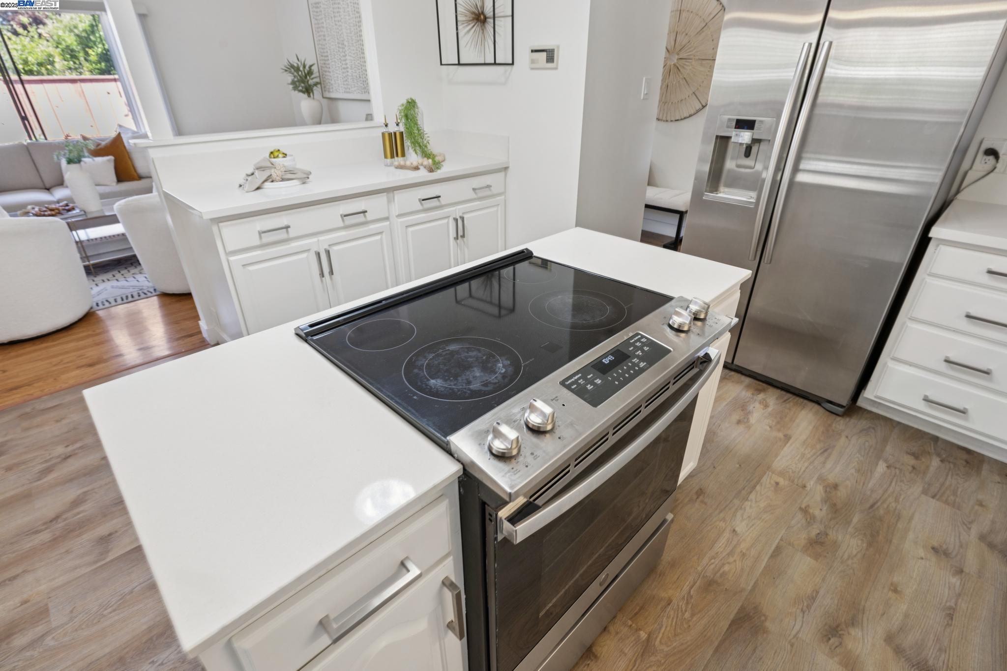 Detail Gallery Image 28 of 58 For 1943 Vining Dr, San Leandro,  CA 94579 - 3 Beds | 2 Baths