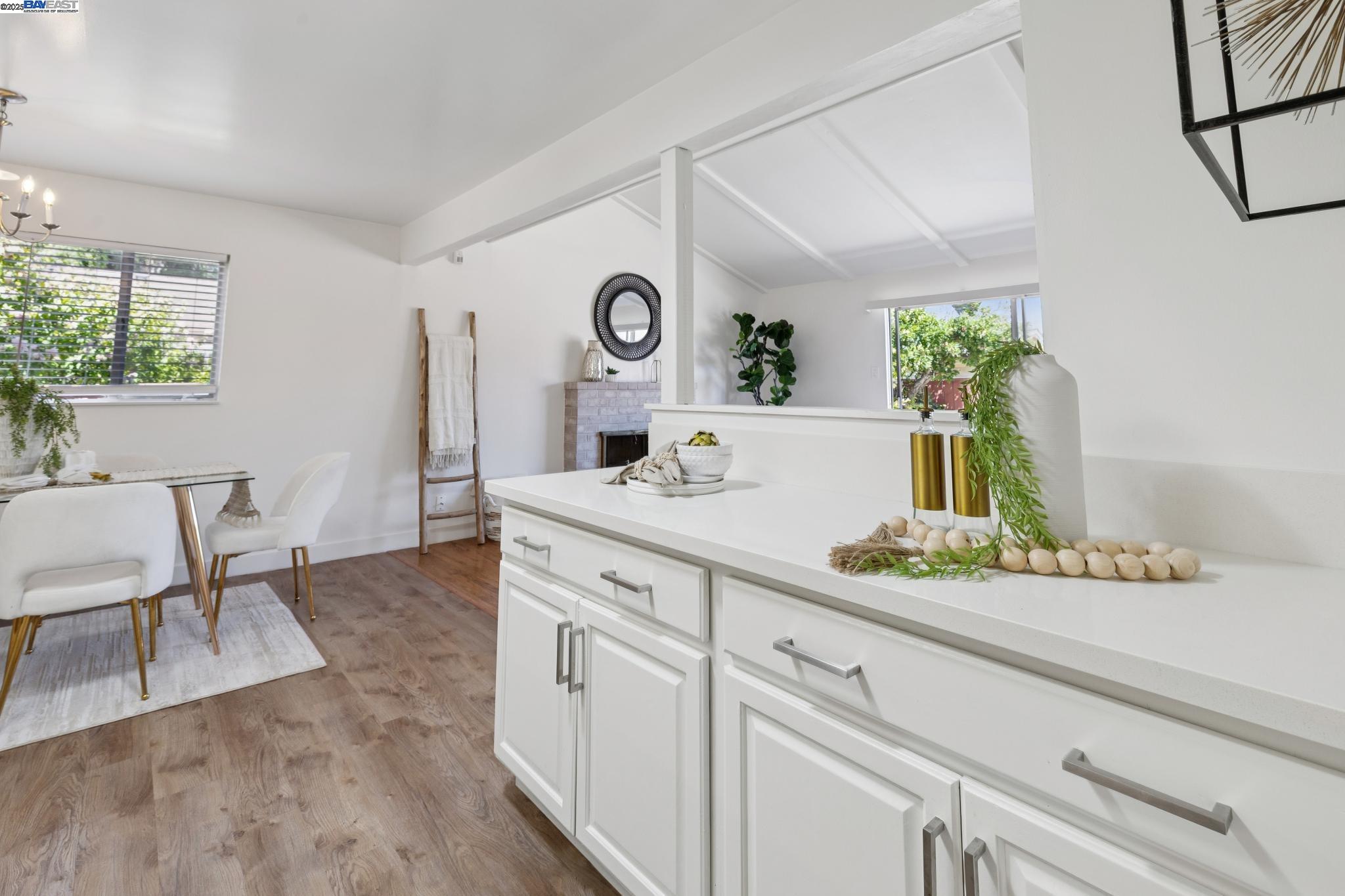 Detail Gallery Image 29 of 58 For 1943 Vining Dr, San Leandro,  CA 94579 - 3 Beds | 2 Baths