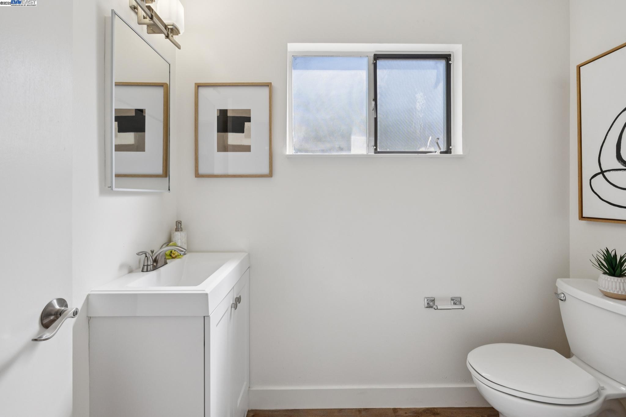 Detail Gallery Image 41 of 58 For 1943 Vining Dr, San Leandro,  CA 94579 - 3 Beds | 2 Baths