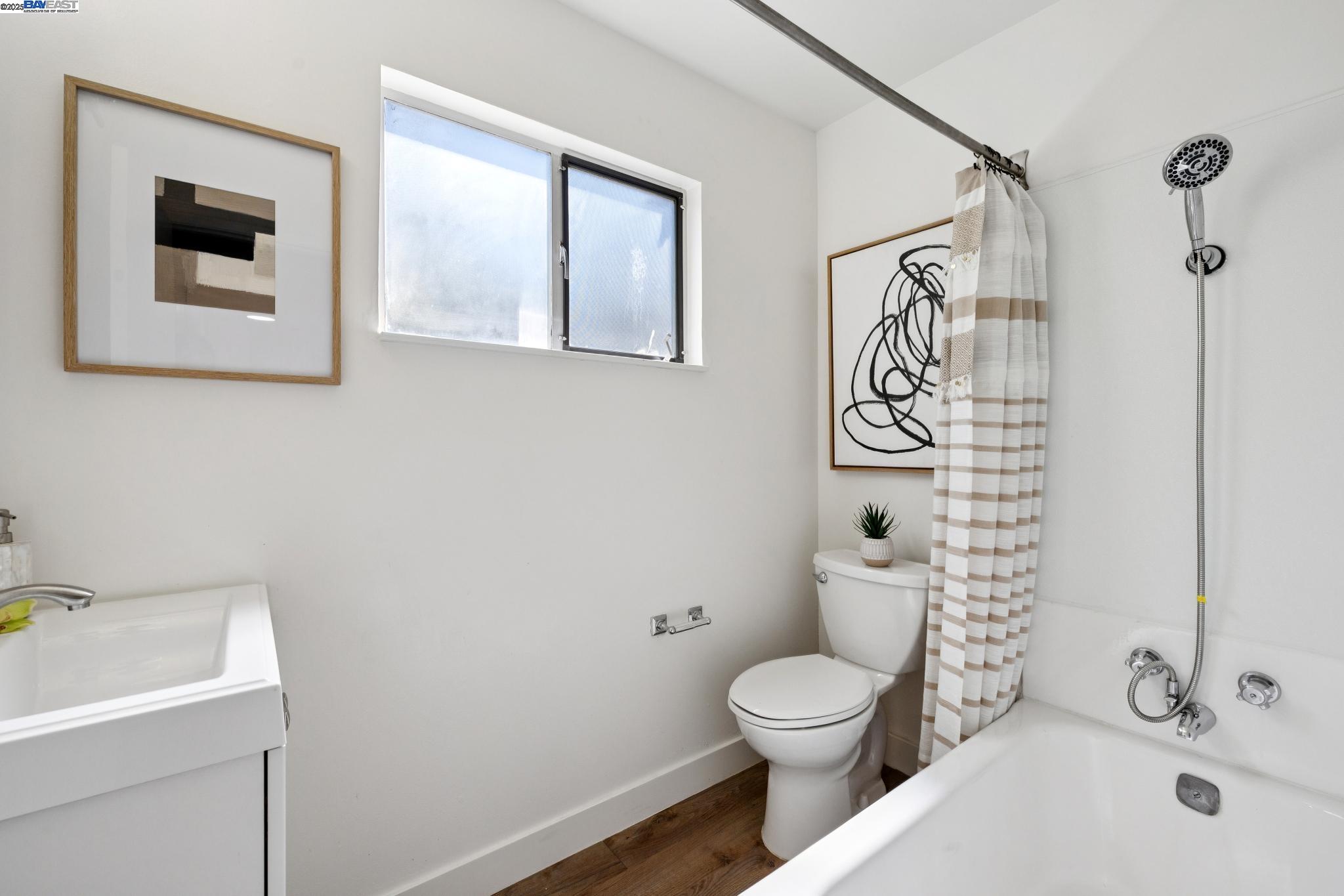 Detail Gallery Image 42 of 58 For 1943 Vining Dr, San Leandro,  CA 94579 - 3 Beds | 2 Baths