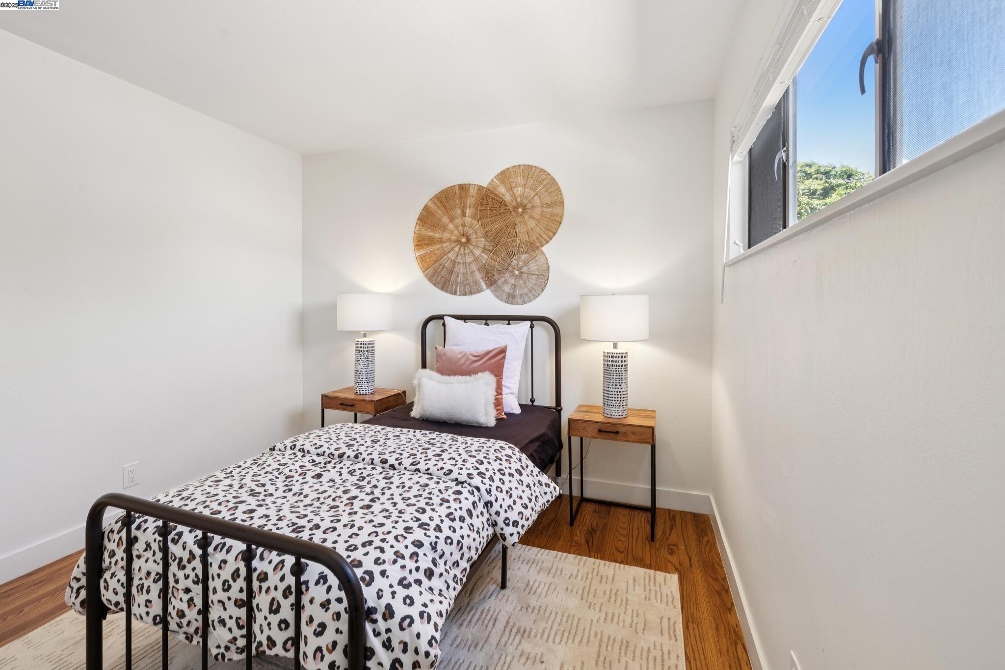 Detail Gallery Image 45 of 58 For 1943 Vining Dr, San Leandro,  CA 94579 - 3 Beds | 2 Baths