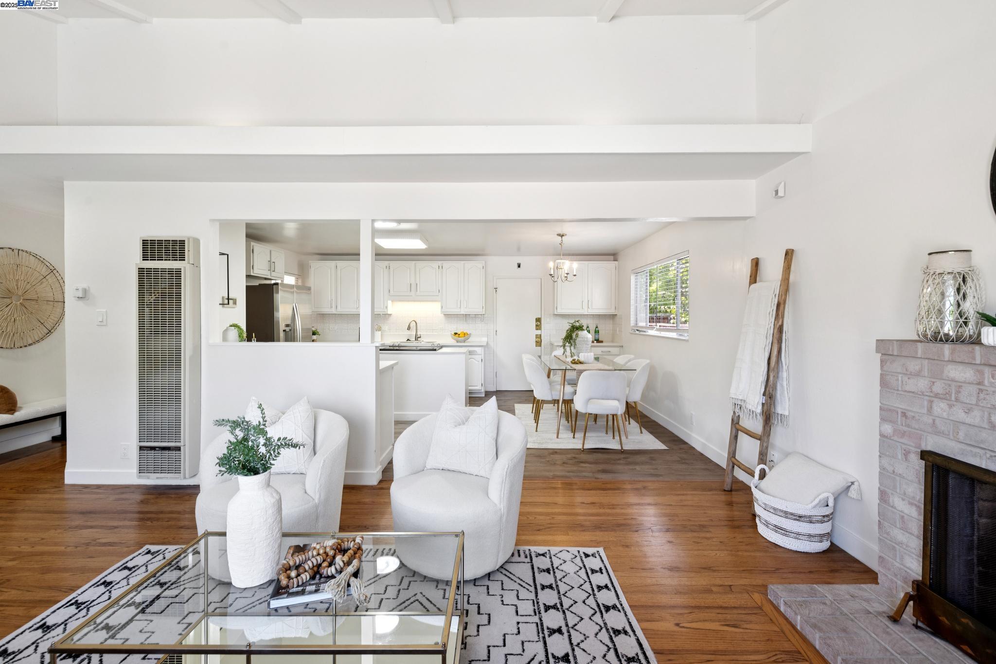 Detail Gallery Image 10 of 58 For 1943 Vining Dr, San Leandro,  CA 94579 - 3 Beds | 2 Baths