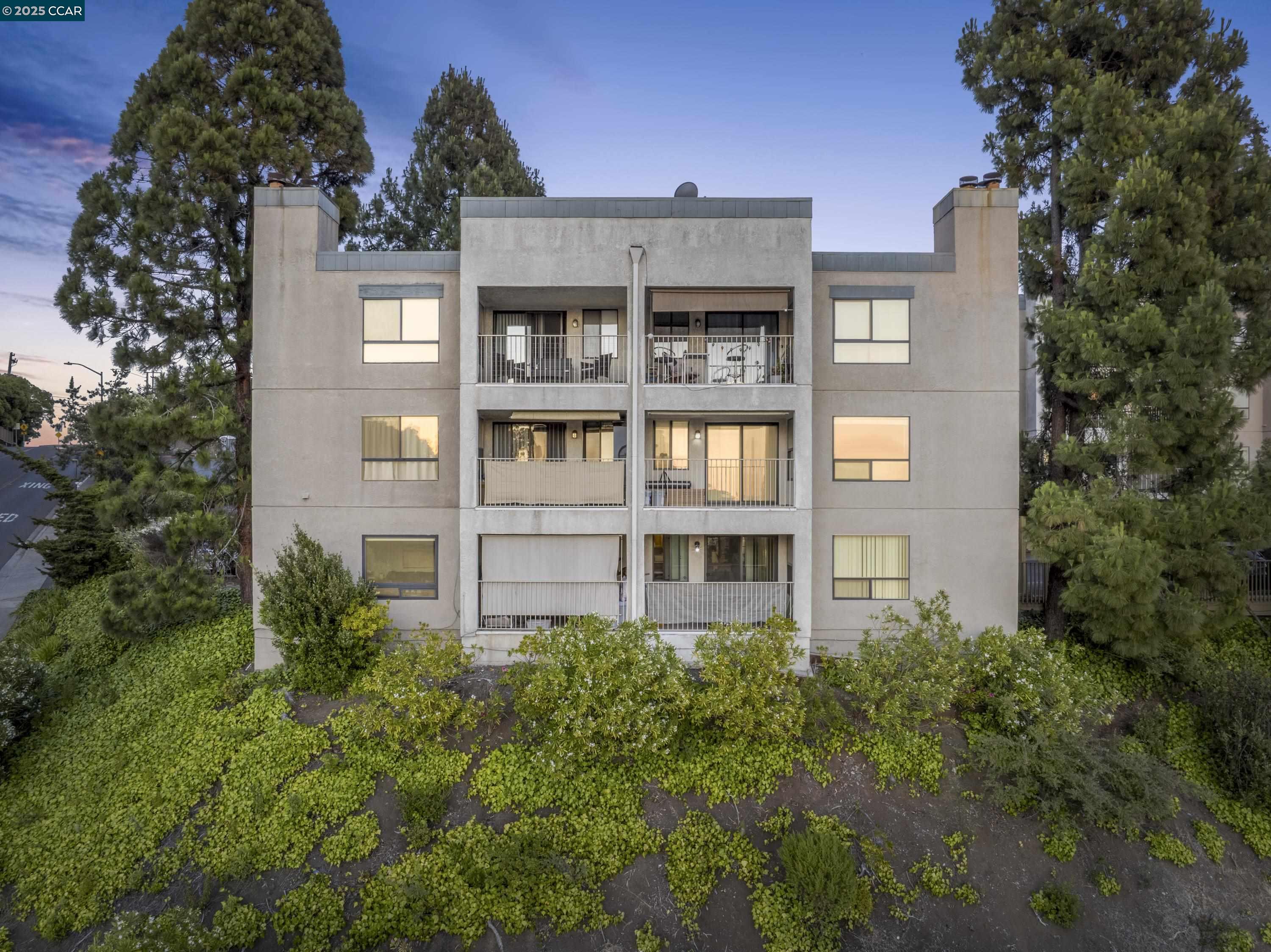 Photo #2: 41104172 Listing 