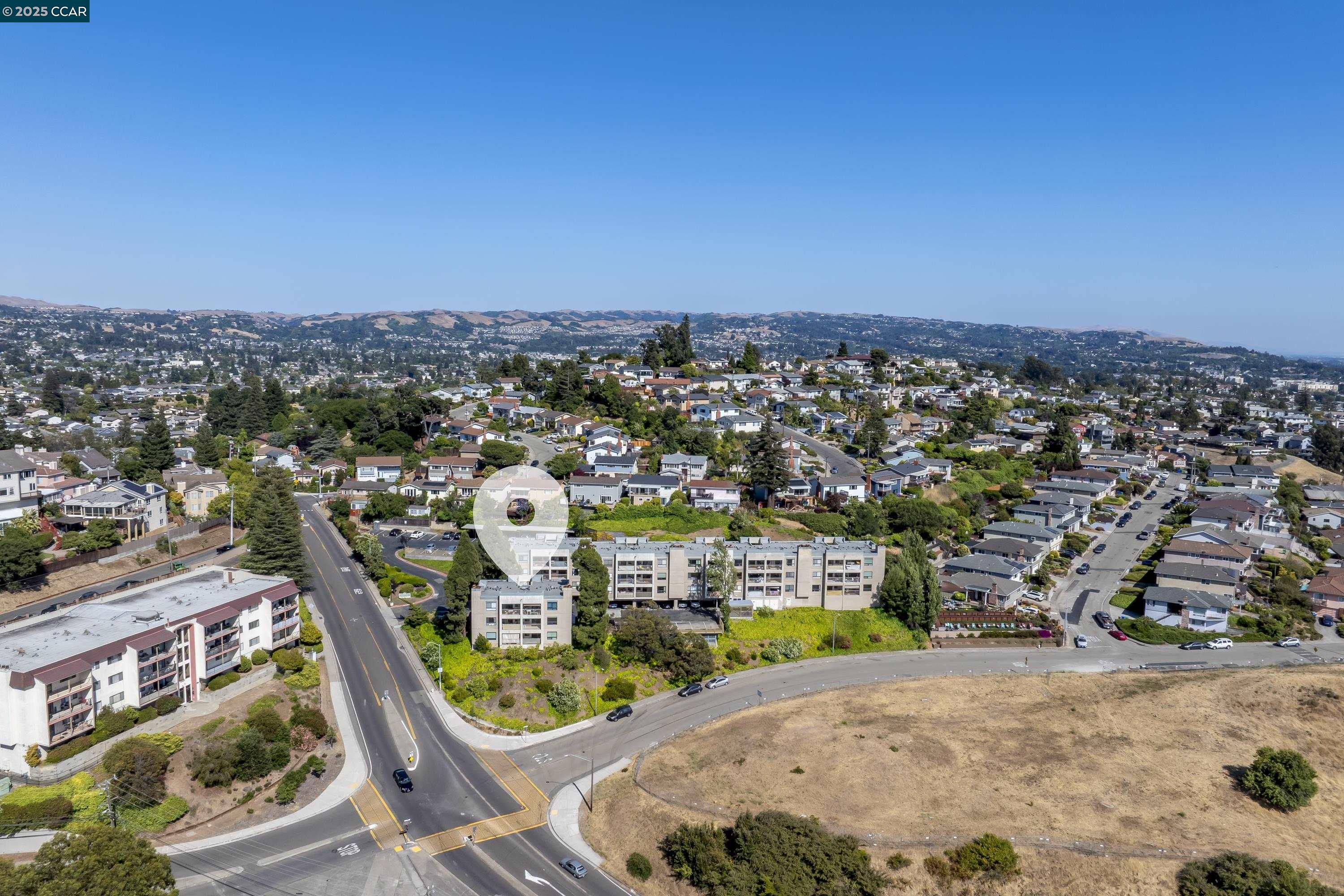 Detail Gallery Image 33 of 36 For 2505 Miramar #222,  Castro Valley,  CA 94546-2828 - 2 Beds | 2 Baths