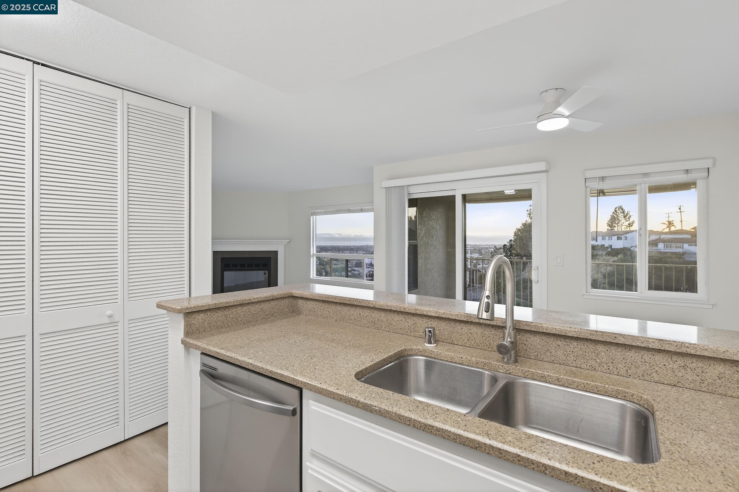 Photo #10: 41104172 Listing: Photo #10