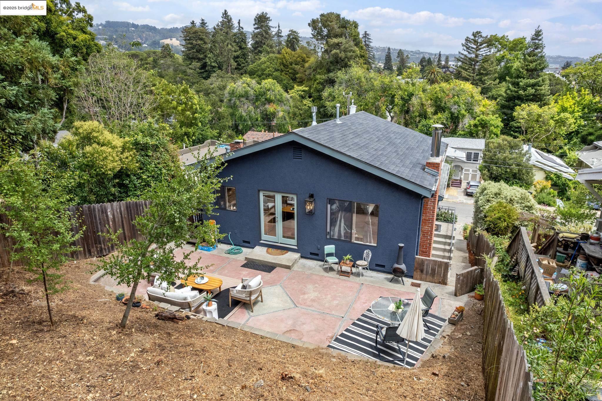 Detail Gallery Image 28 of 34 For 3903 Canon Ave, Oakland,  CA 94602 - – Beds | – Baths