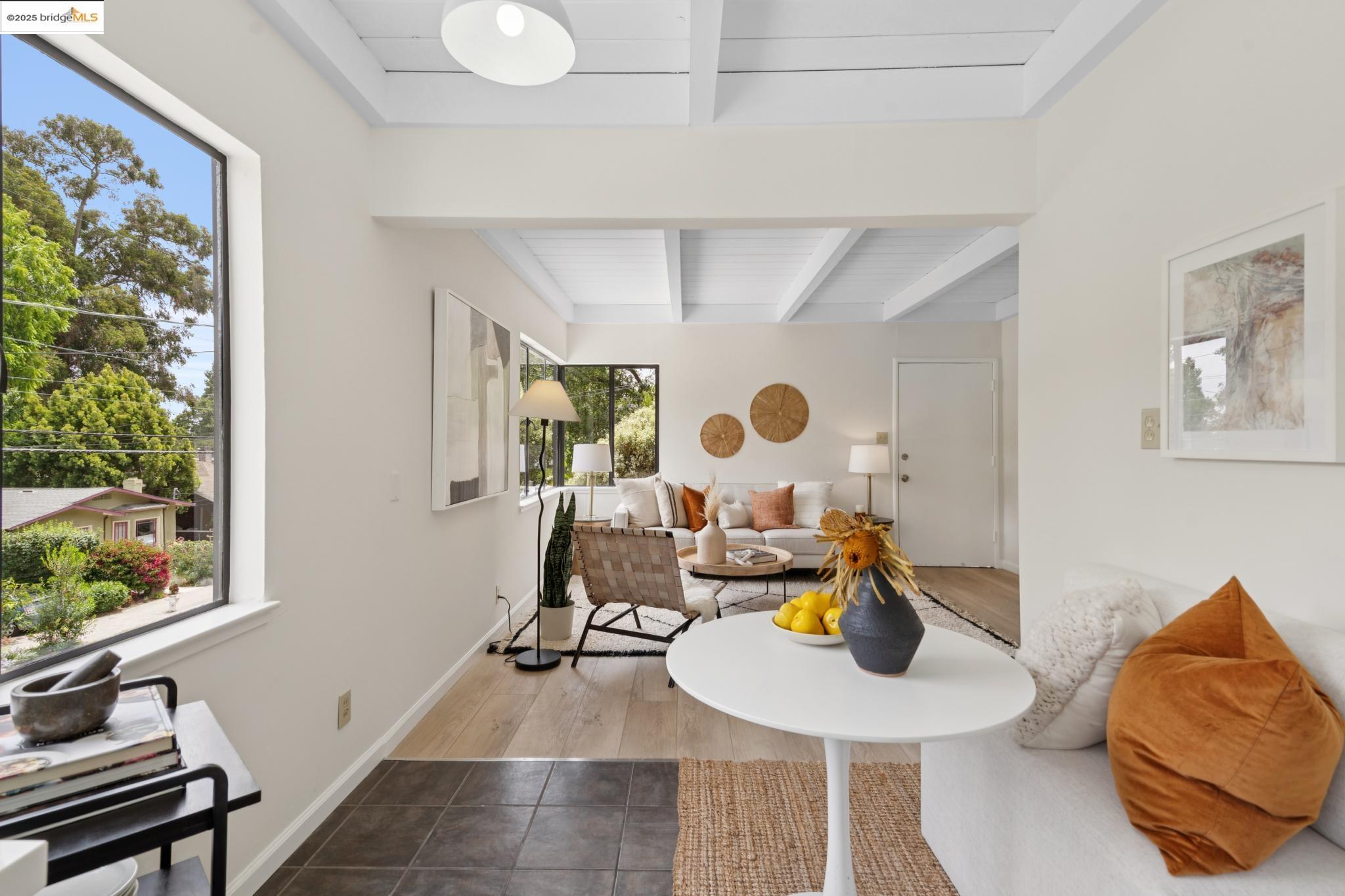 Detail Gallery Image 10 of 34 For 3903 Canon Ave, Oakland,  CA 94602 - – Beds | – Baths