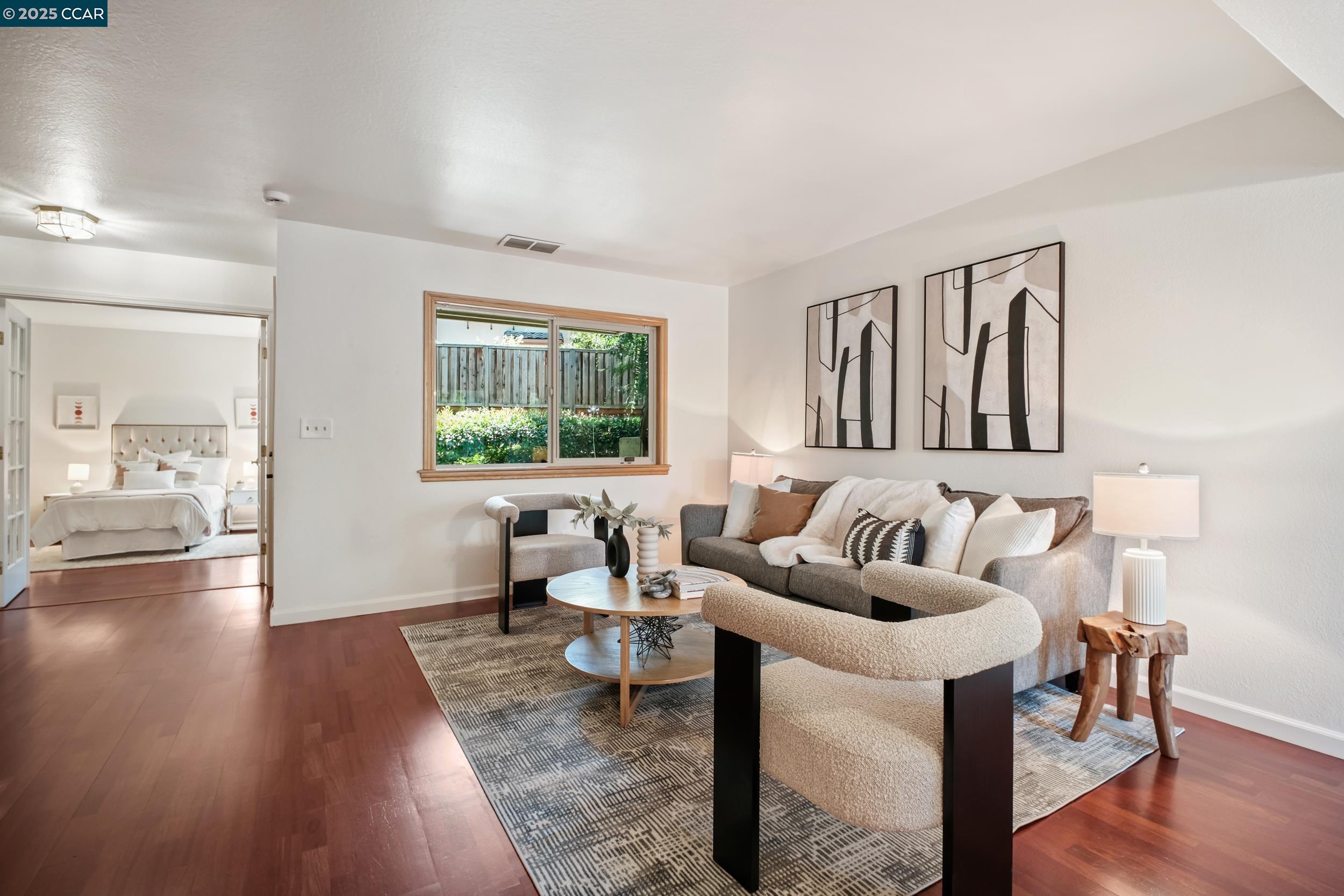 Photo #2: 41104175 Listing 