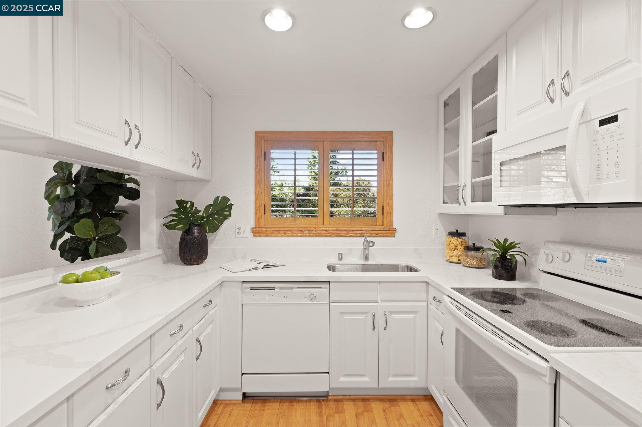 Photo #4: 41104175 Listing 