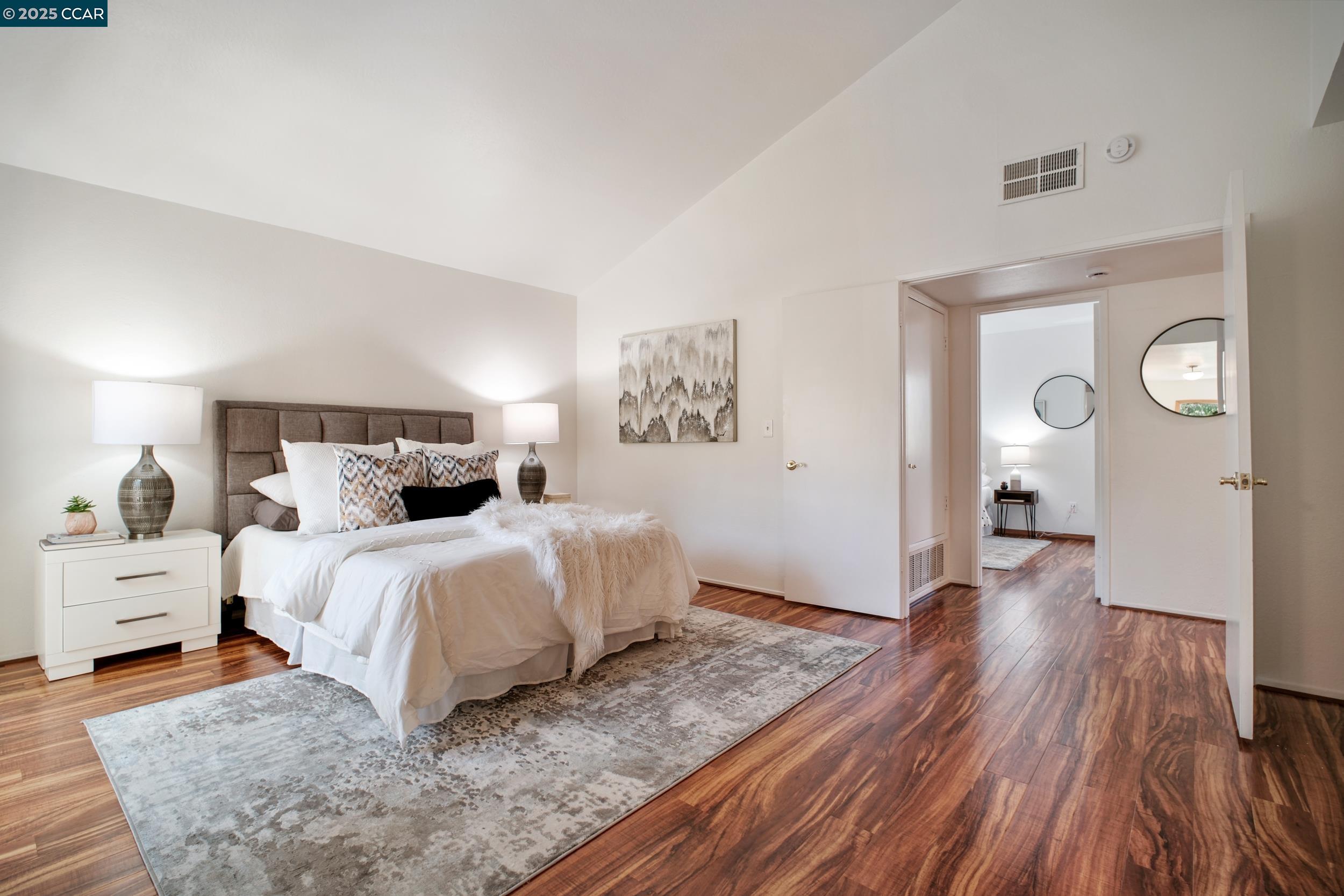 Photo #10: 41104175 Listing: Photo #10