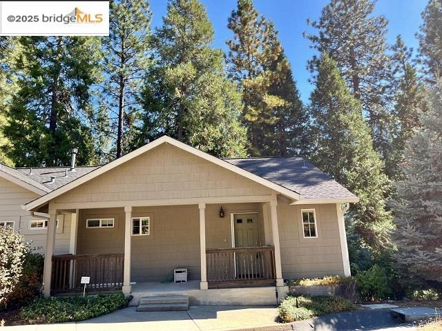 Detail Gallery Image 1 of 6 For 311 Fairway Village Ct, Murphys,  CA 95247 - 3 Beds | 2/1 Baths