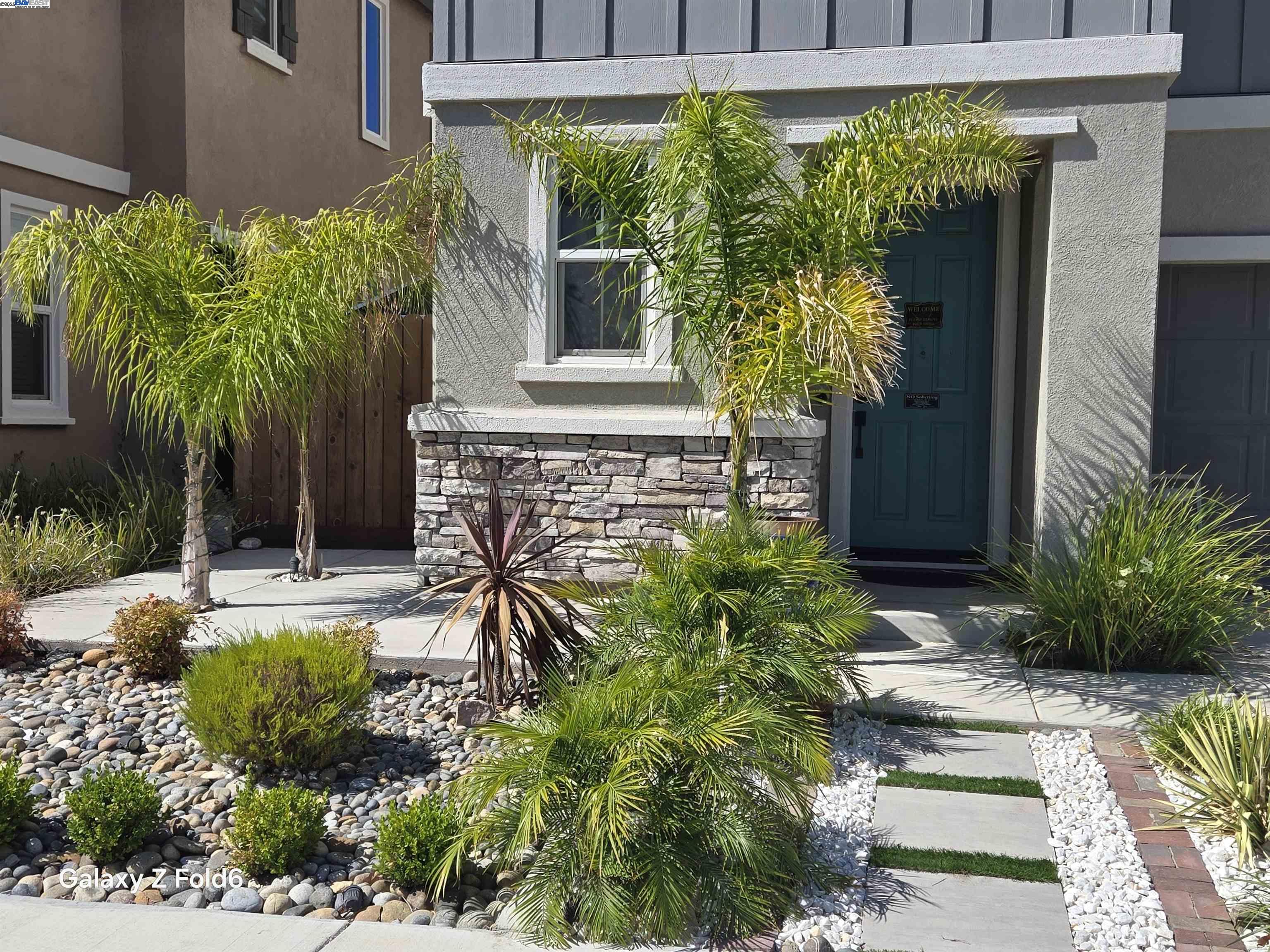 Detail Gallery Image 2 of 9 For 252 Agata Way, Oakley,  CA 94561 - 4 Beds | 2/1 Baths