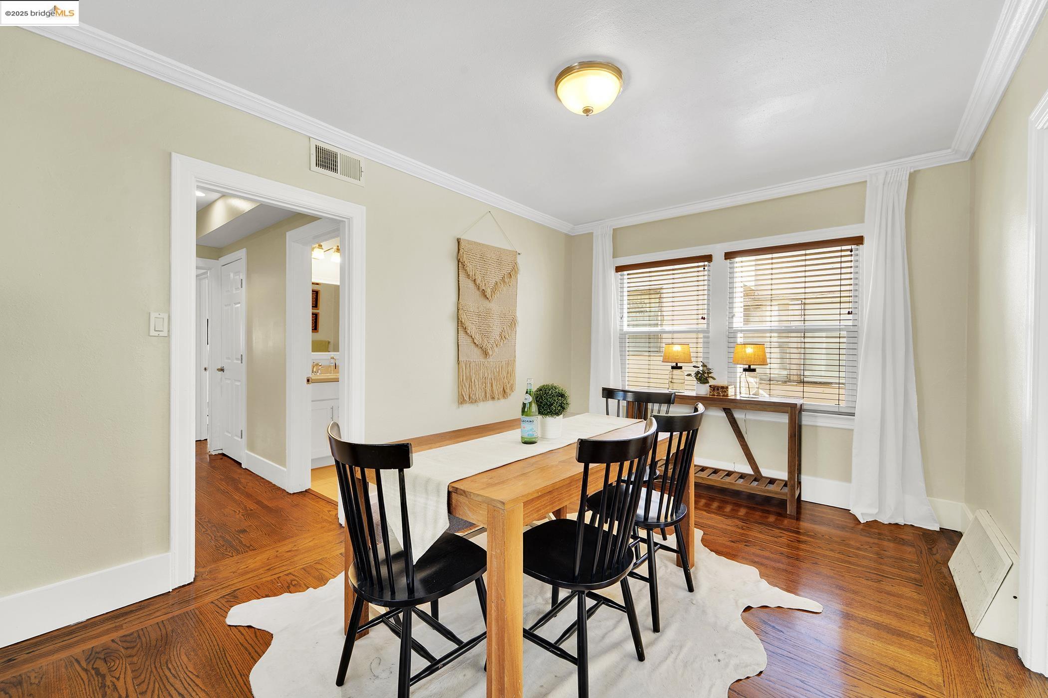 Detail Gallery Image 15 of 58 For 567 Vernon St, Oakland,  CA 94610 - – Beds | – Baths