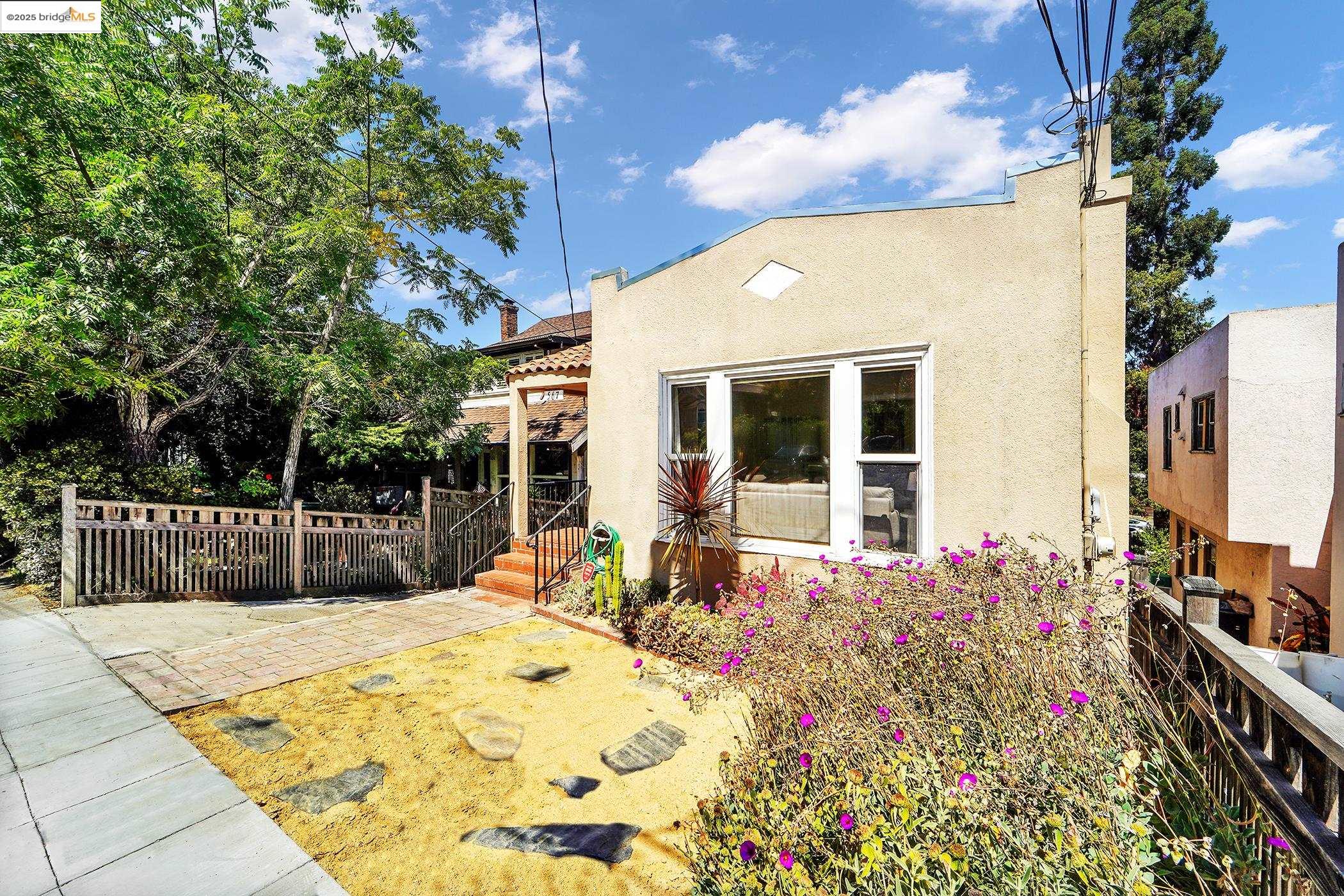 Detail Gallery Image 3 of 58 For 567 Vernon St, Oakland,  CA 94610 - – Beds | – Baths