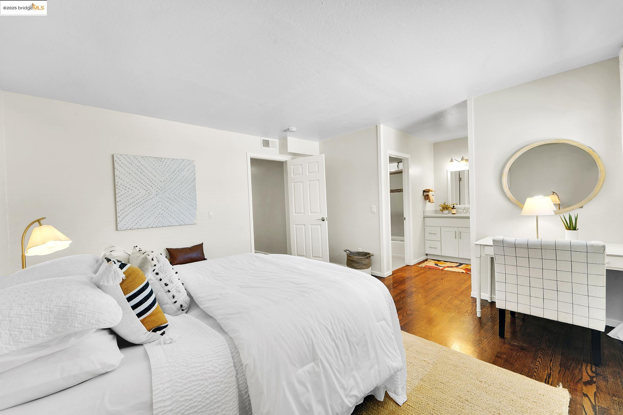 Detail Gallery Image 32 of 58 For 567 Vernon St, Oakland,  CA 94610 - – Beds | – Baths