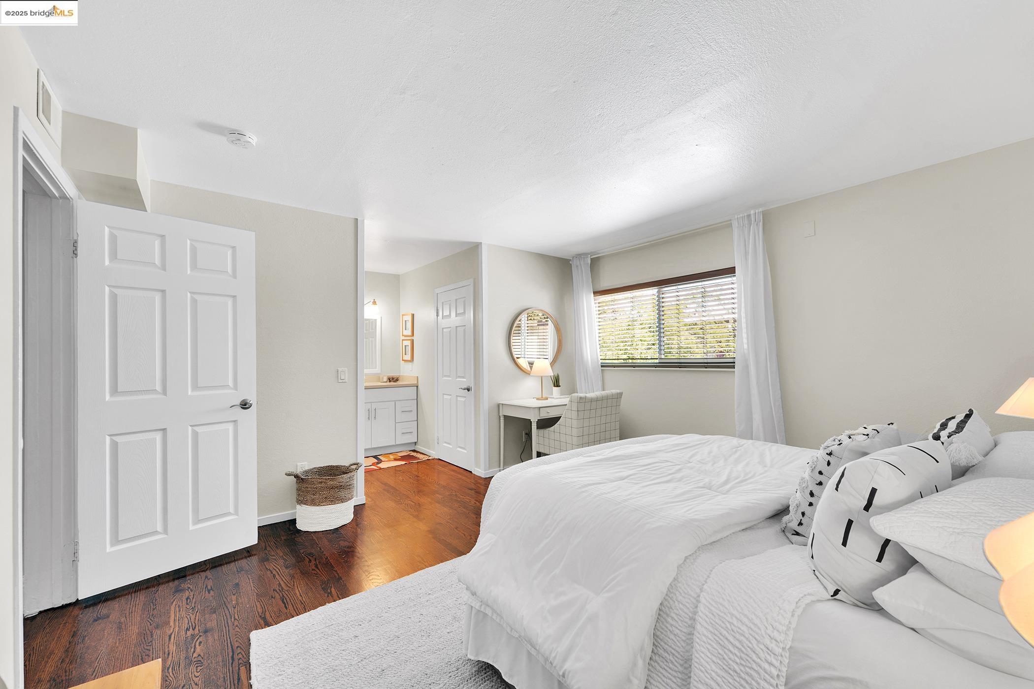 Detail Gallery Image 33 of 58 For 567 Vernon St, Oakland,  CA 94610 - – Beds | – Baths