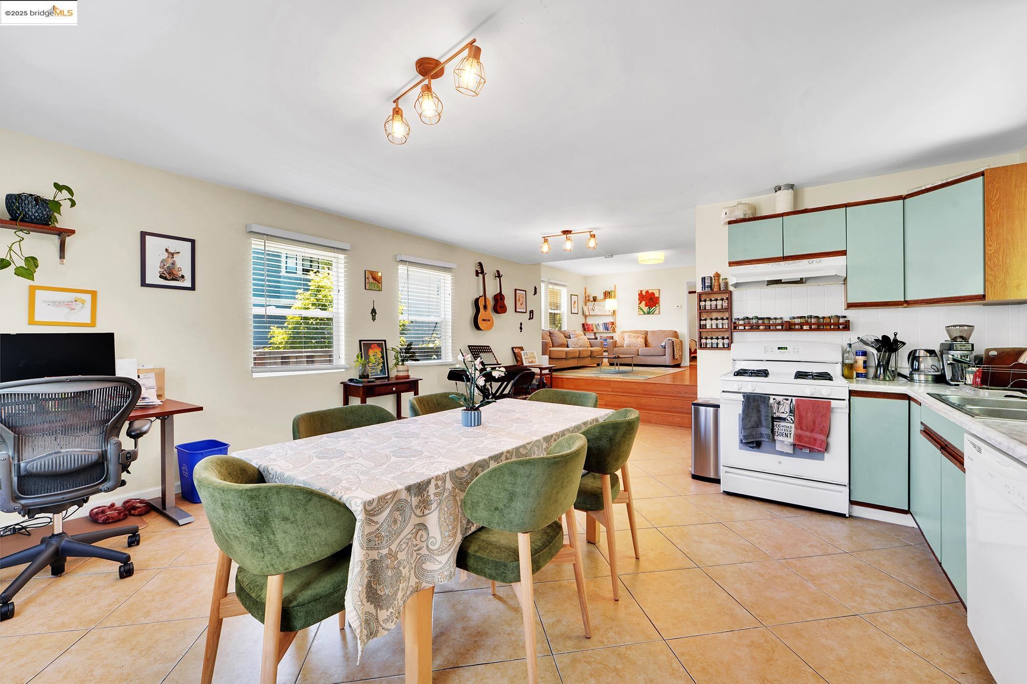 Detail Gallery Image 39 of 58 For 567 Vernon St, Oakland,  CA 94610 - – Beds | – Baths