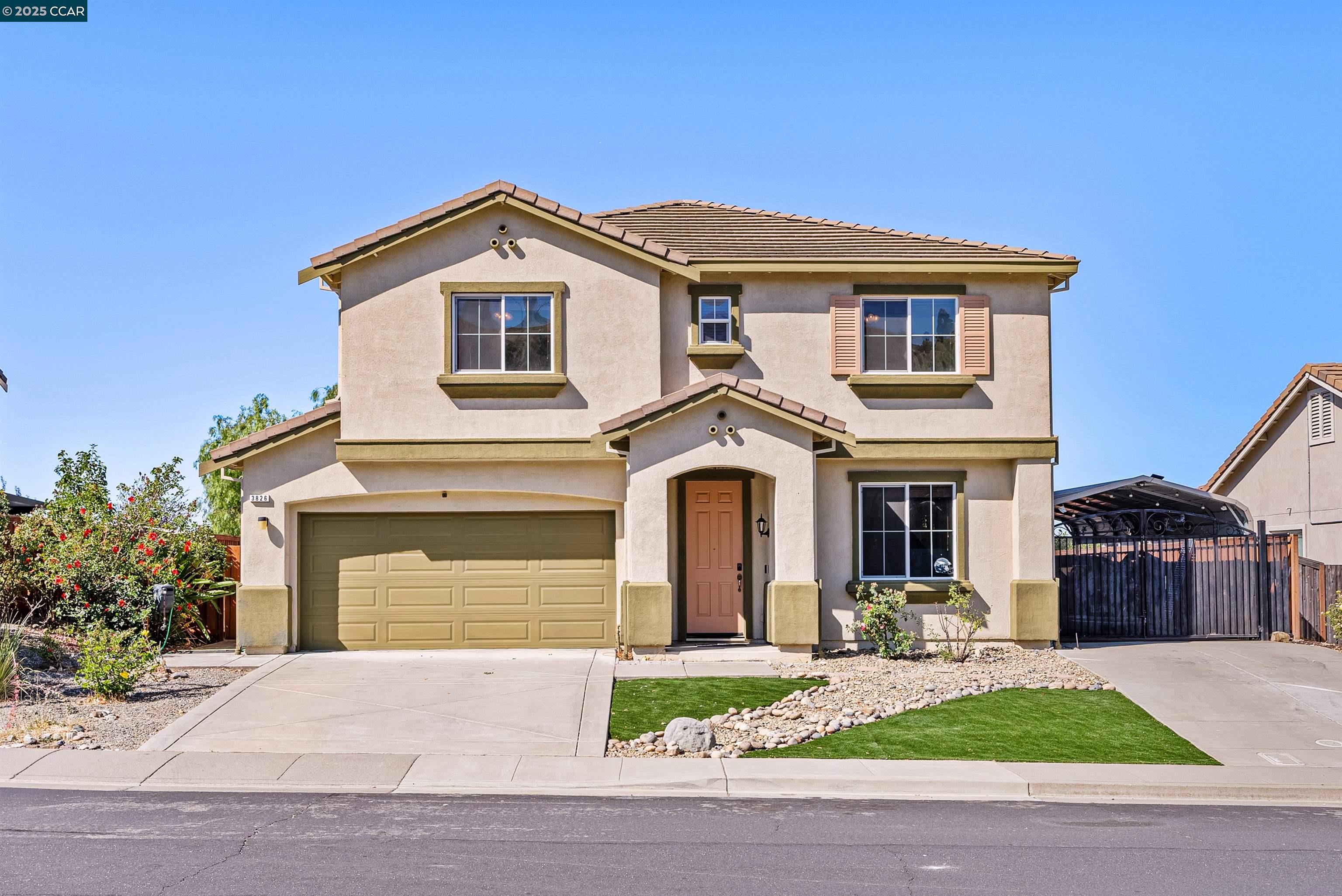 Detail Gallery Image 1 of 37 For 3826 Danbury Way, Fairfield,  CA 94553 - 5 Beds | 3/1 Baths