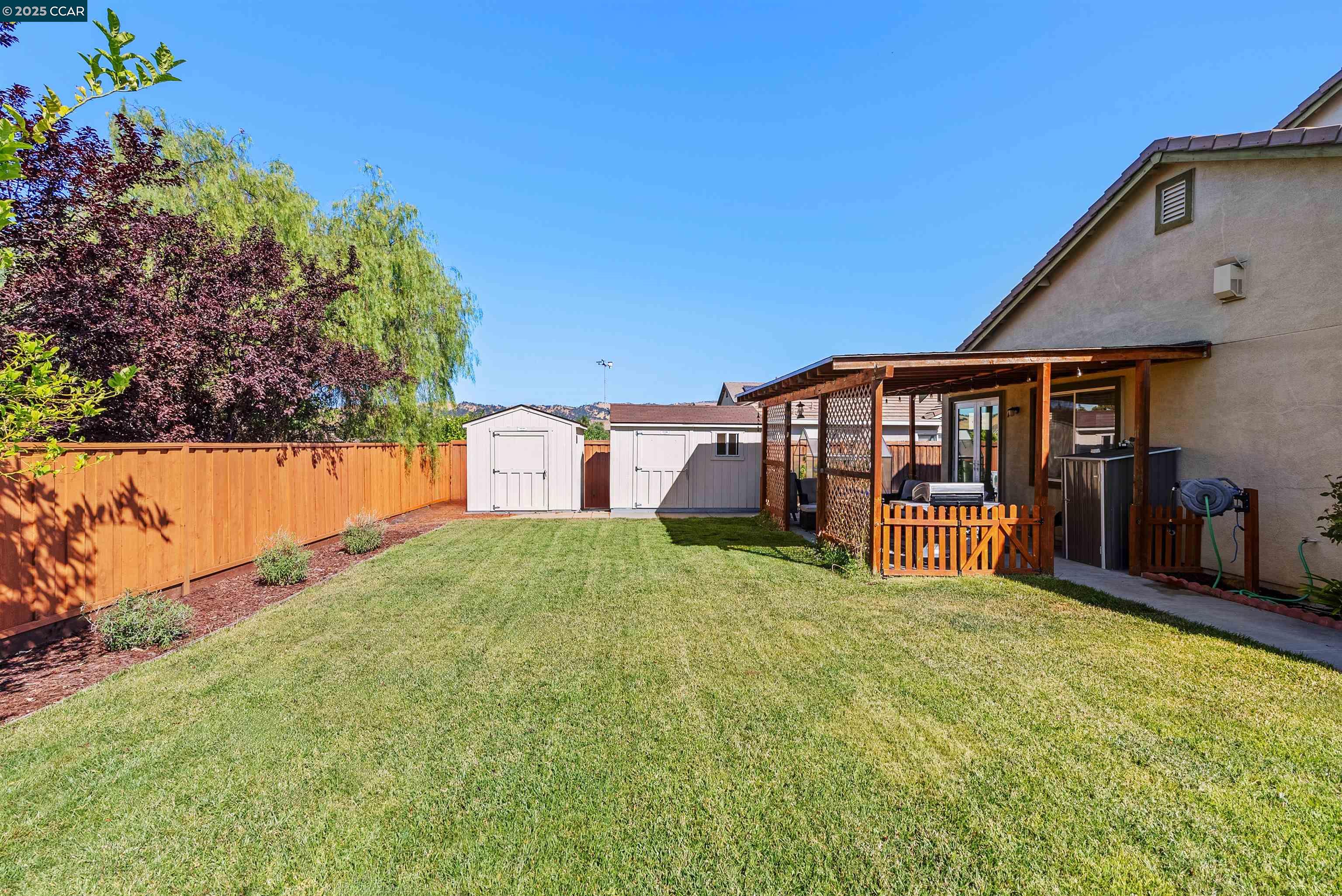 Detail Gallery Image 31 of 37 For 3826 Danbury Way, Fairfield,  CA 94553 - 5 Beds | 3/1 Baths