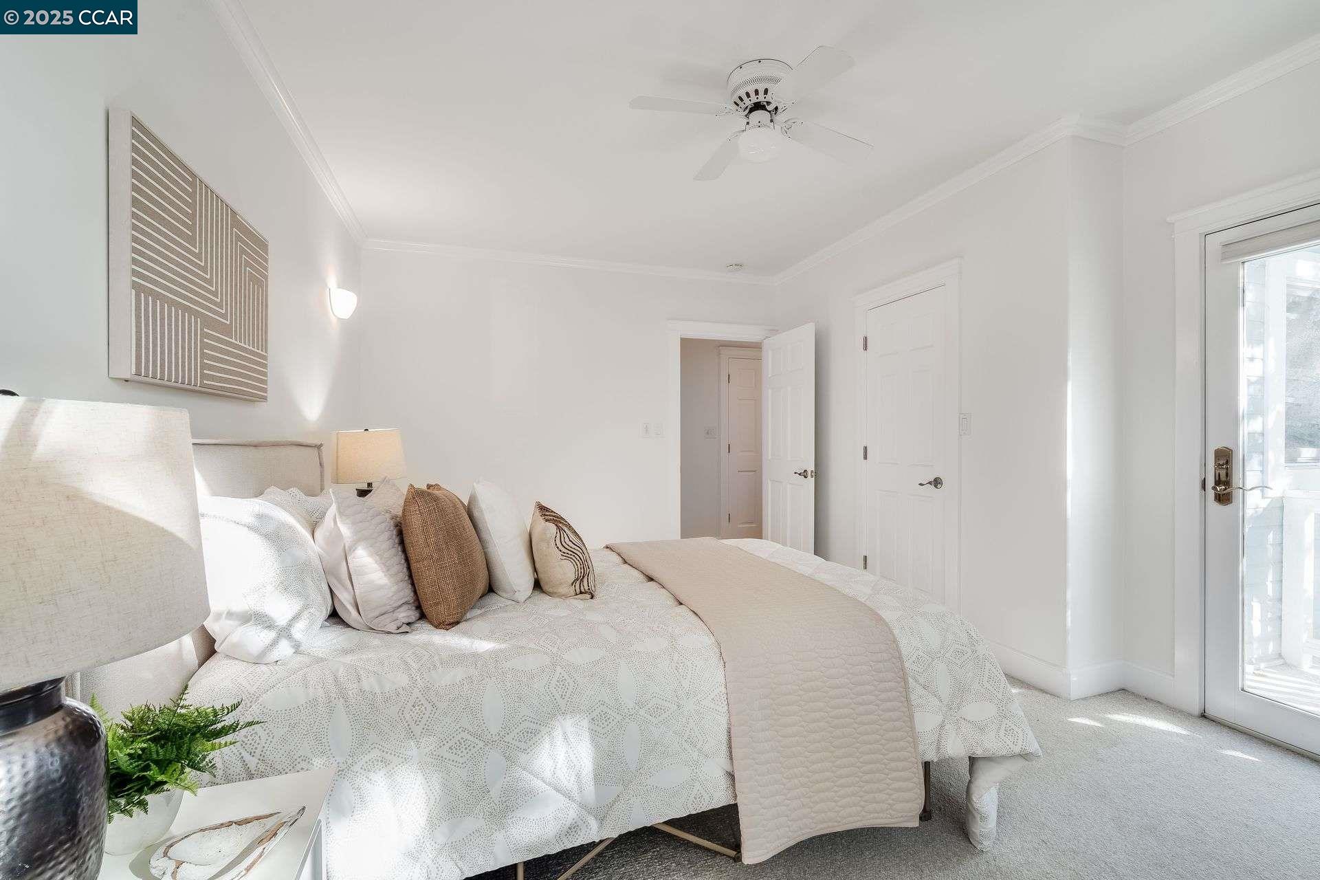 Detail Gallery Image 36 of 55 For 33 Altamount Drive, Orinda,  CA 94563 - 5 Beds | 3/1 Baths