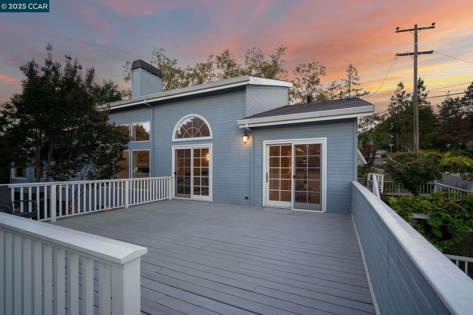 Detail Gallery Image 53 of 55 For 33 Altamount Drive, Orinda,  CA 94563 - 5 Beds | 3/1 Baths