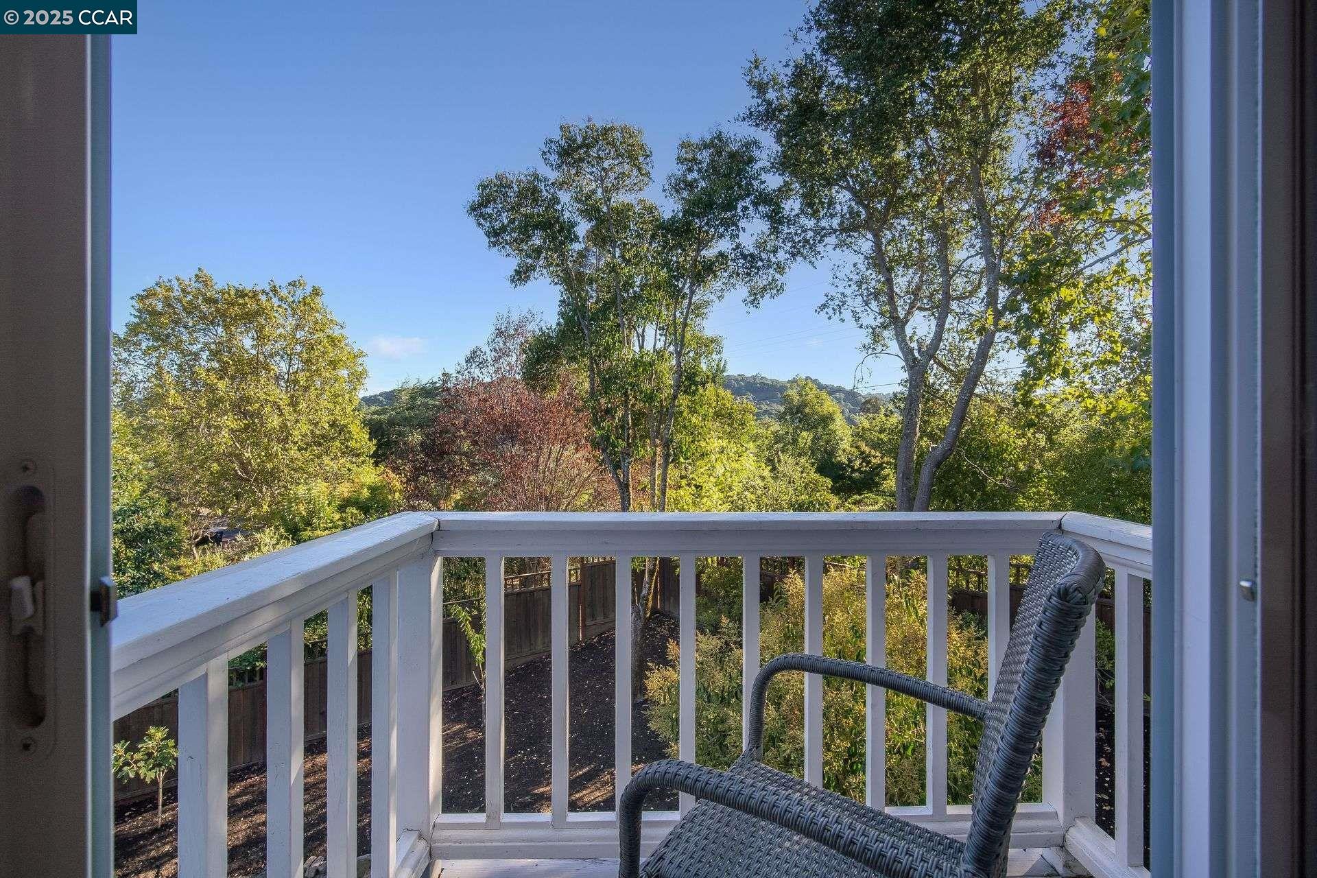 Detail Gallery Image 54 of 55 For 33 Altamount Drive, Orinda,  CA 94563 - 5 Beds | 3/1 Baths