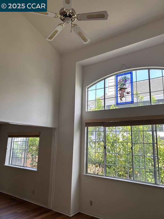 Detail Gallery Image 5 of 18 For 734 Bellflower St, Livermore,  CA 94551 - 4 Beds | 2/1 Baths