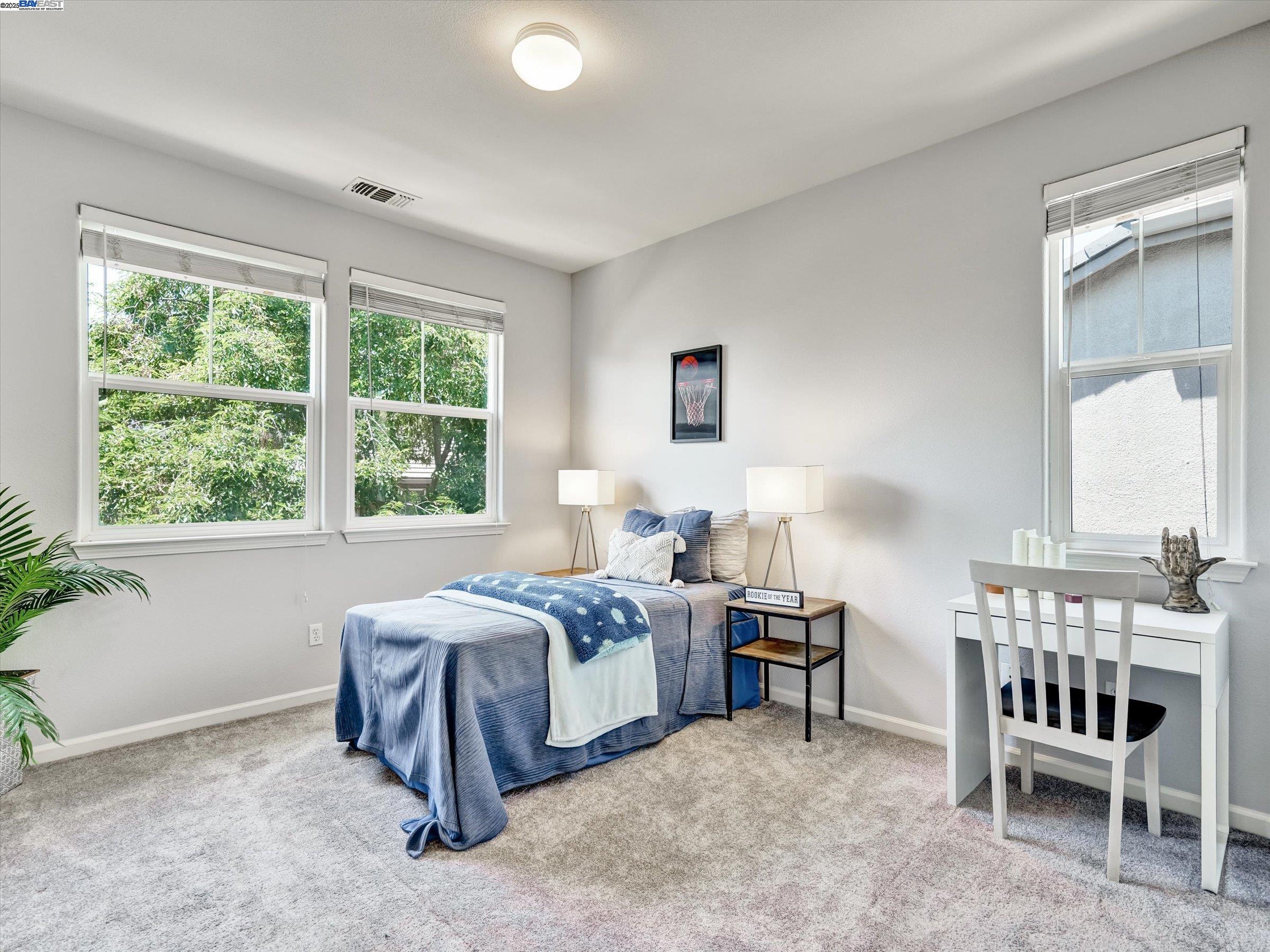 Detail Gallery Image 15 of 30 For 7121 Cerro Crest Dr, San Jose,  CA 95138 - 4 Beds | 2/1 Baths
