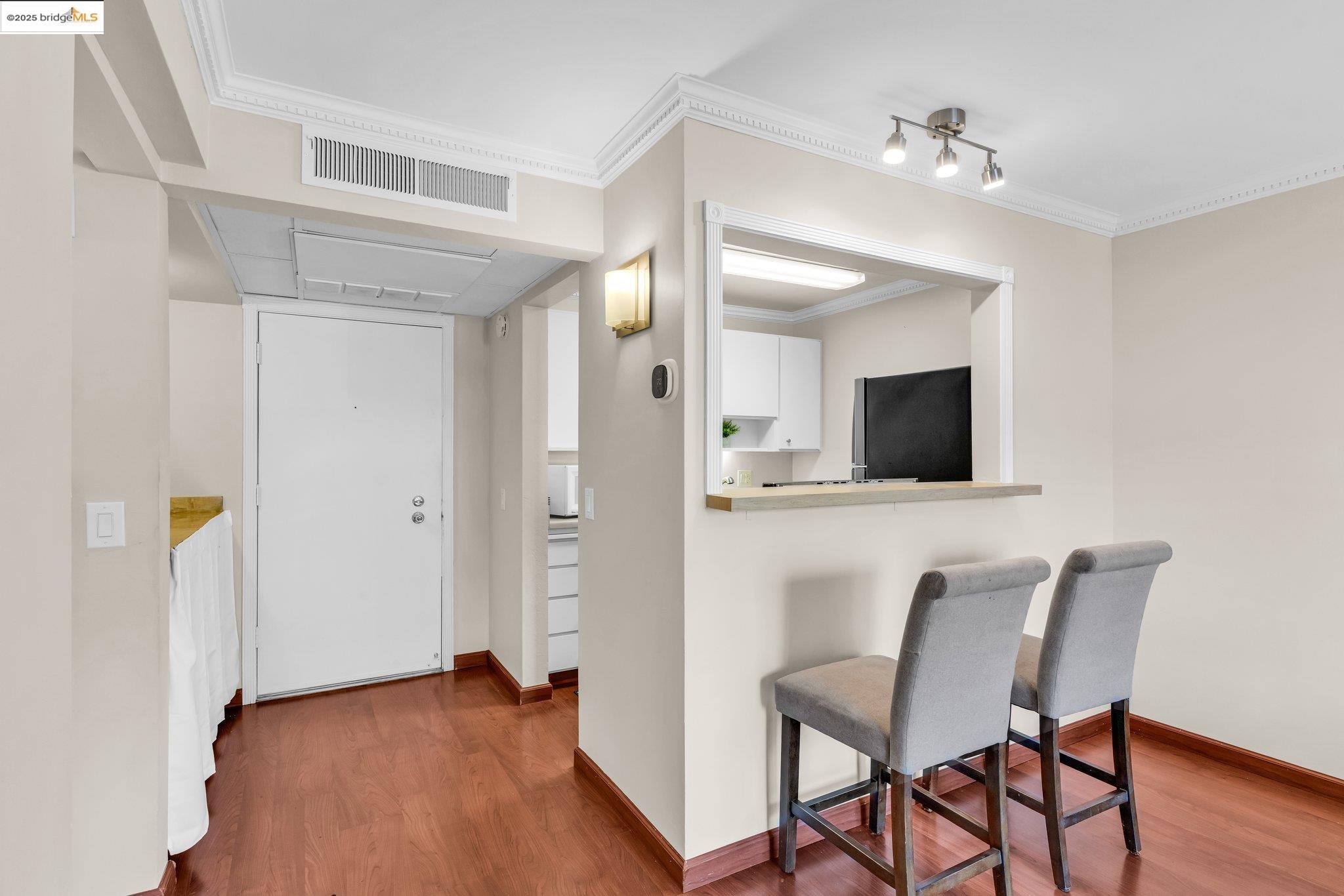 Detail Gallery Image 17 of 47 For 470 N N Civic Drive #105,  Walnut Creek,  CA 94596 - 1 Beds | 1 Baths