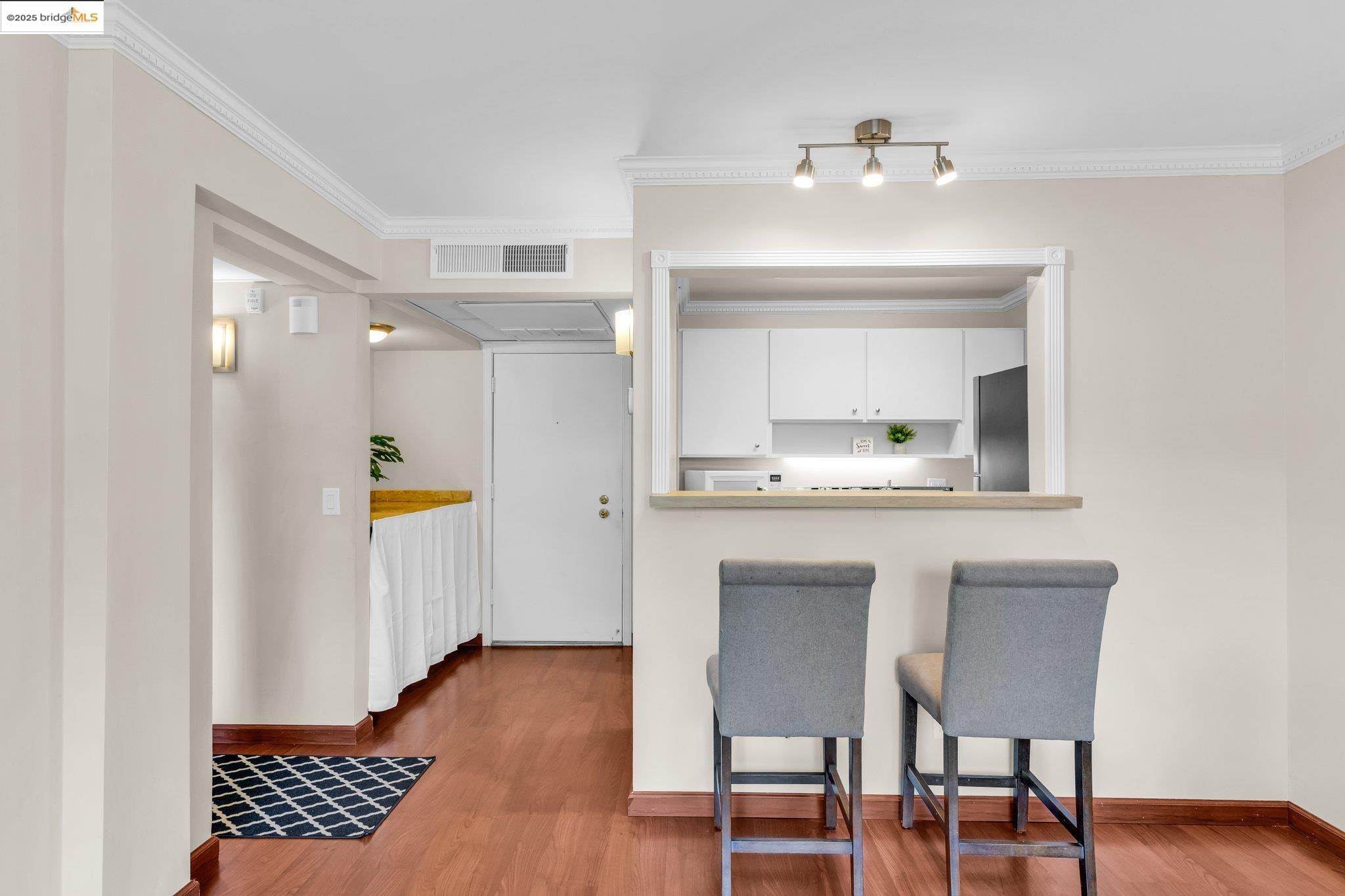 Detail Gallery Image 21 of 53 For 470 N N Civic Drive #105,  Walnut Creek,  CA 94596 - 1 Beds | 1 Baths