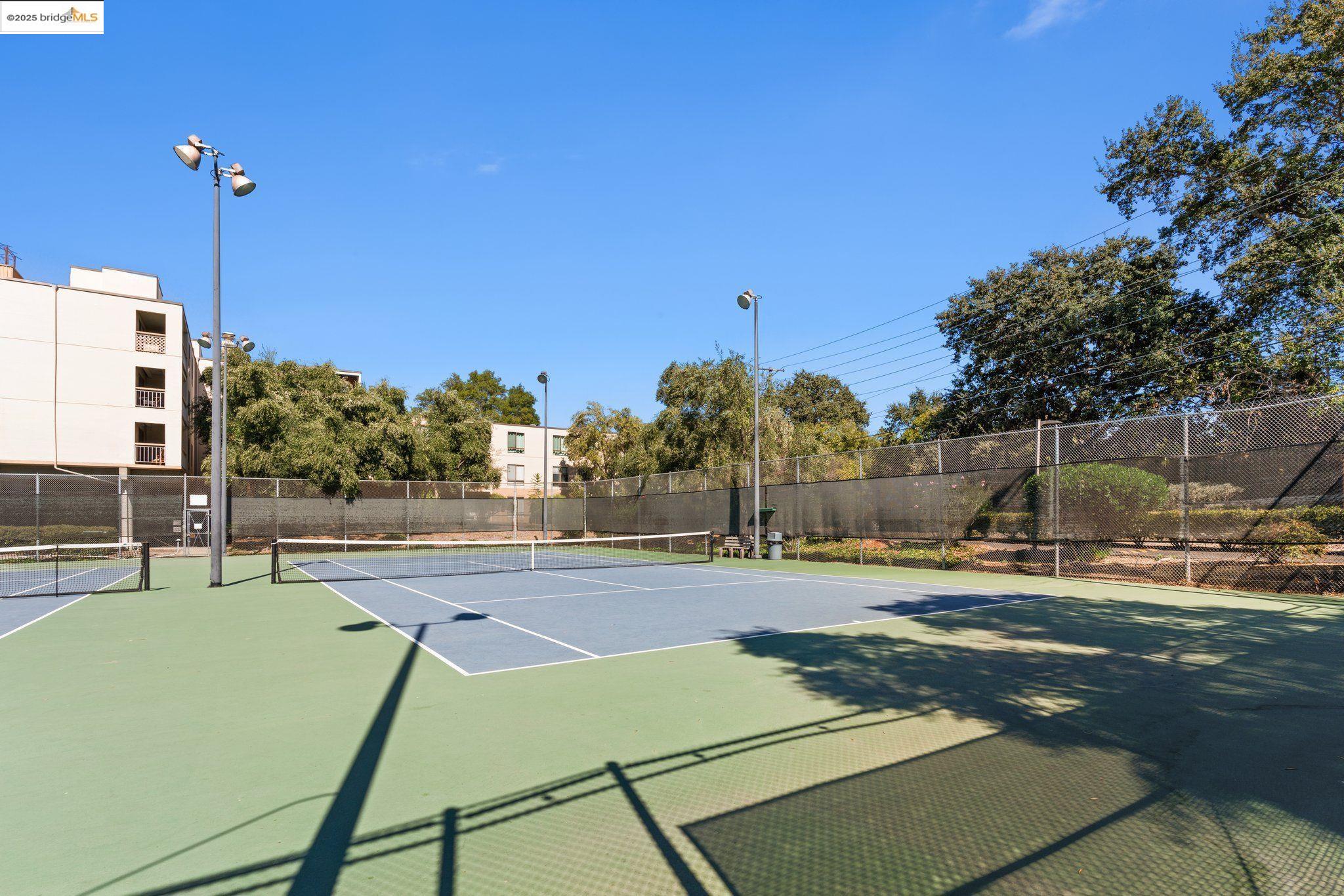 Detail Gallery Image 43 of 53 For 470 N N Civic Drive #105,  Walnut Creek,  CA 94596 - 1 Beds | 1 Baths