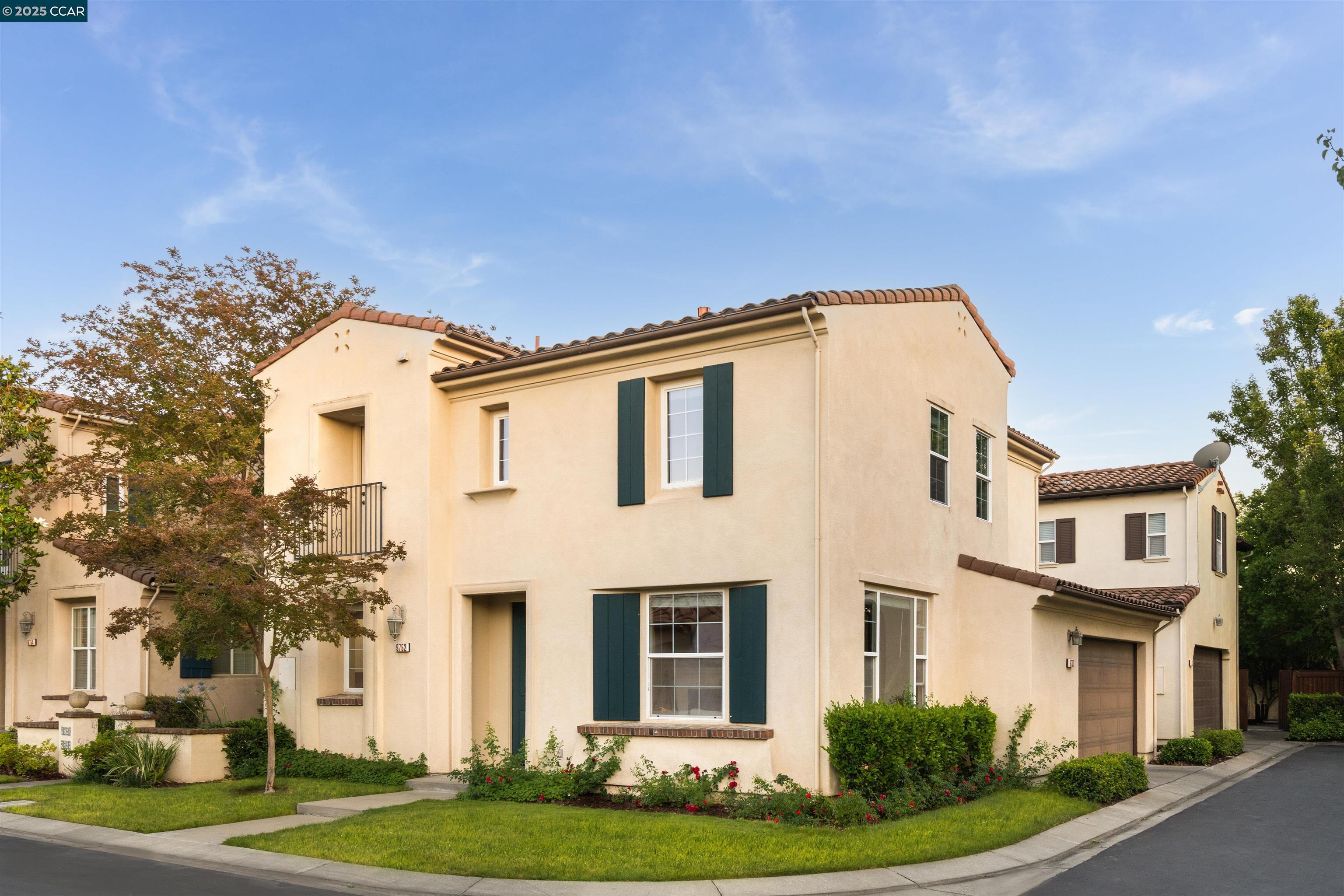 Detail Gallery Image 2 of 29 For 9752 Belladonna Dr, San Ramon,  CA 94582 - 3 Beds | 2/1 Baths
