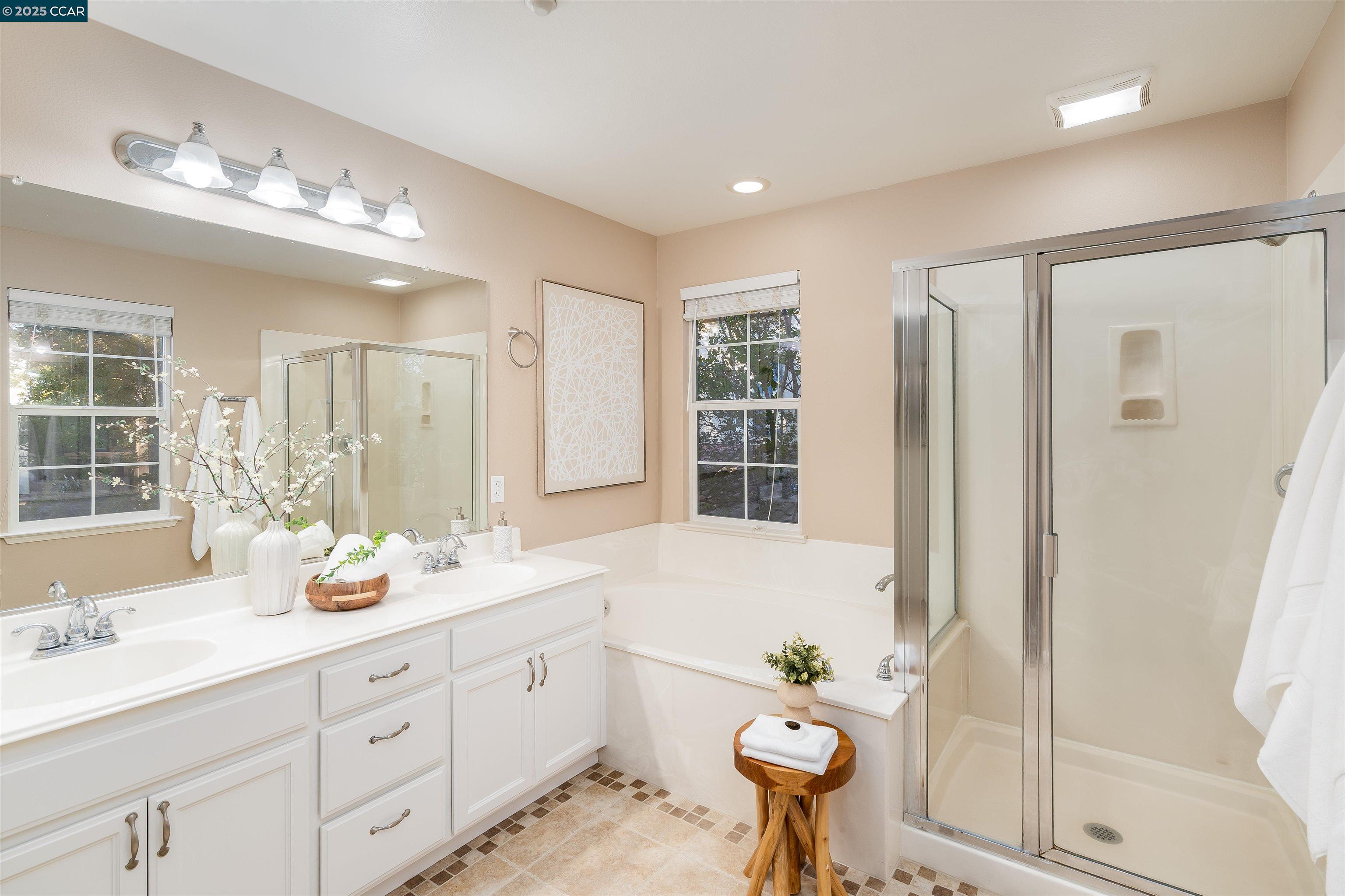 Detail Gallery Image 13 of 29 For 9752 Belladonna Dr, San Ramon,  CA 94582 - 3 Beds | 2/1 Baths