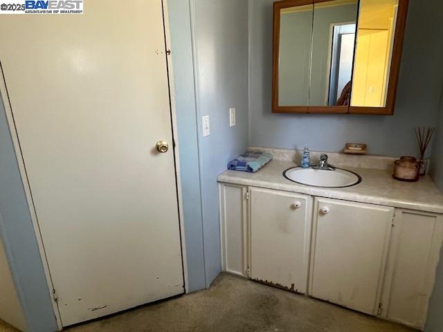 Detail Gallery Image 13 of 34 For 226 Hula Circle, Union City,  CA 94587 - 2 Beds | 2 Baths