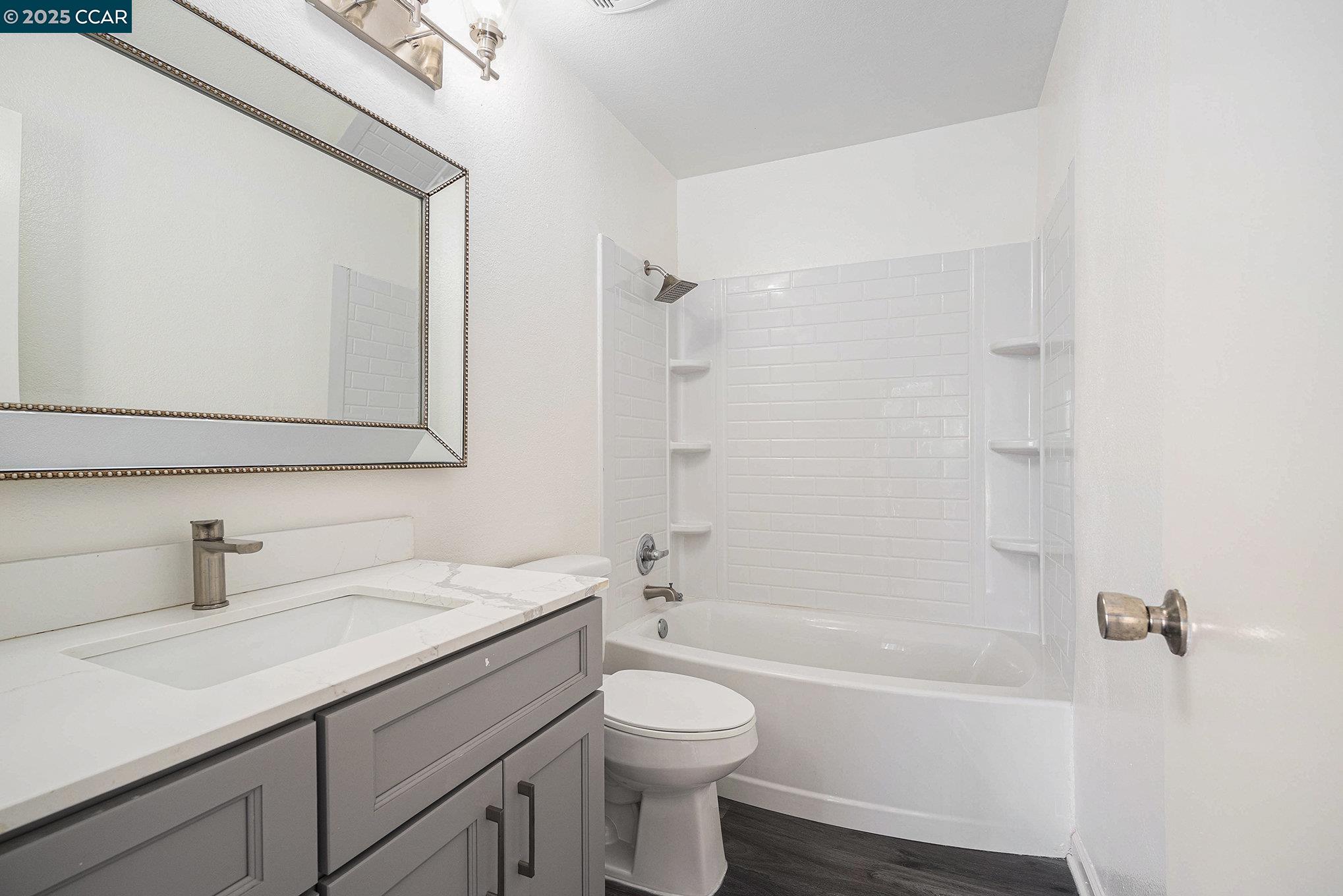 Photo #14: 41104192 Listing: Photo #14