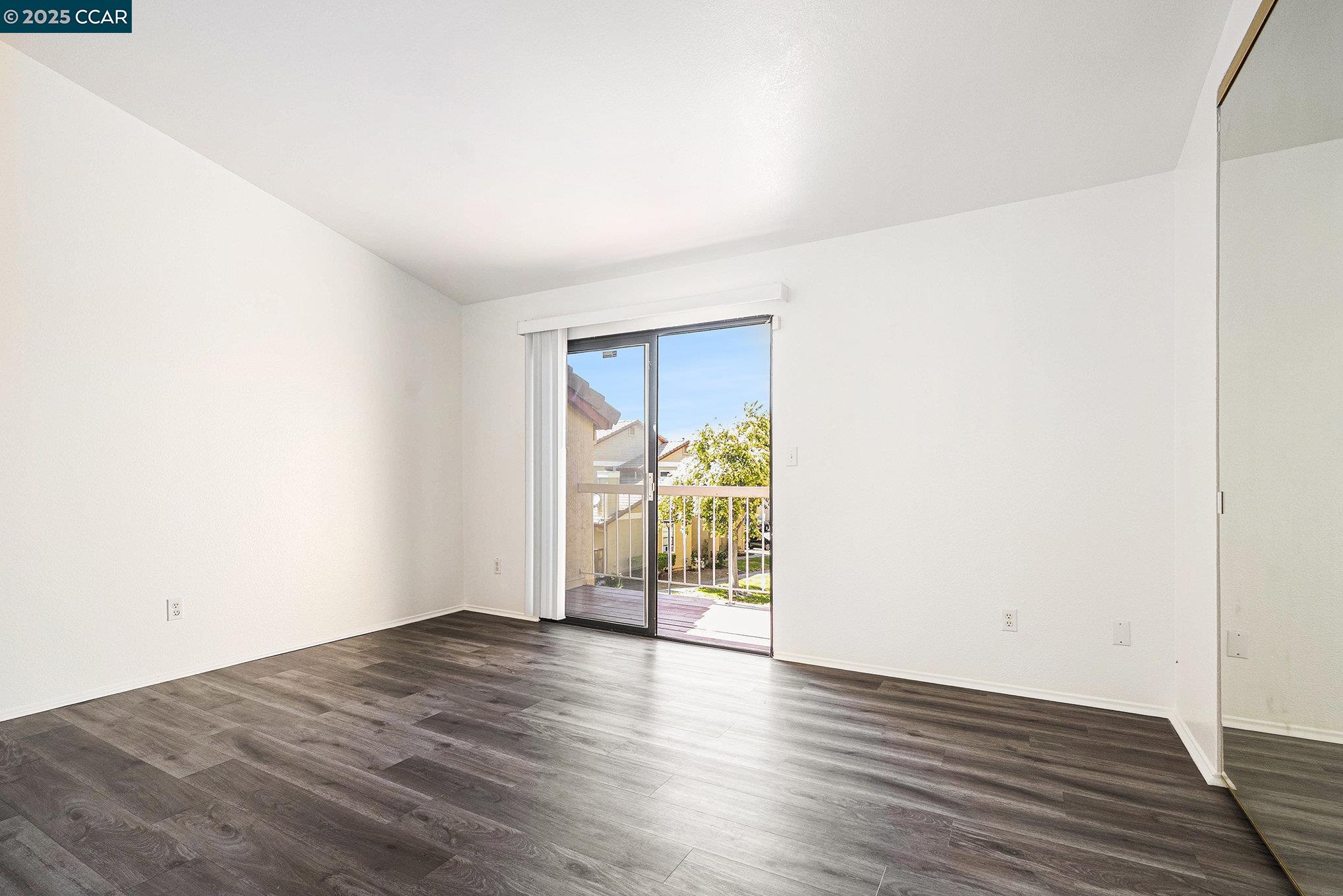 Photo #5: 41104192 Listing 