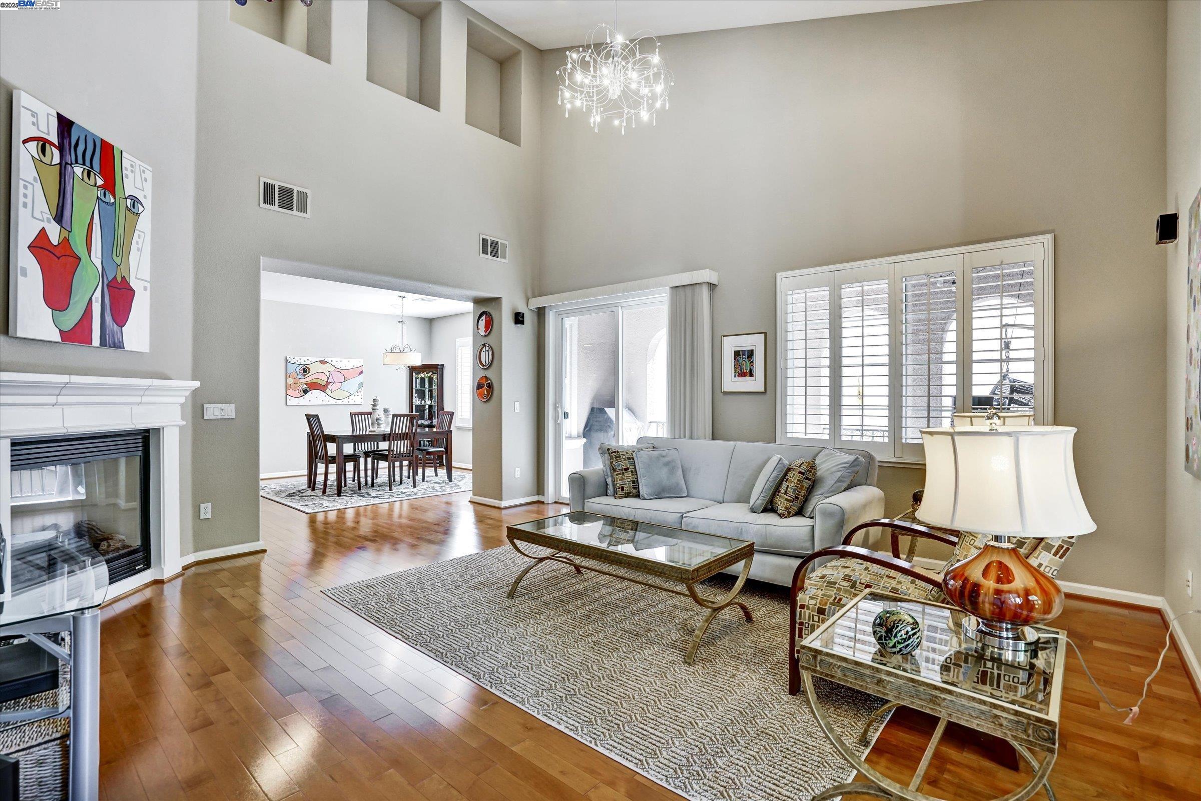 Photo #8: 41104193 Listing: Photo #8