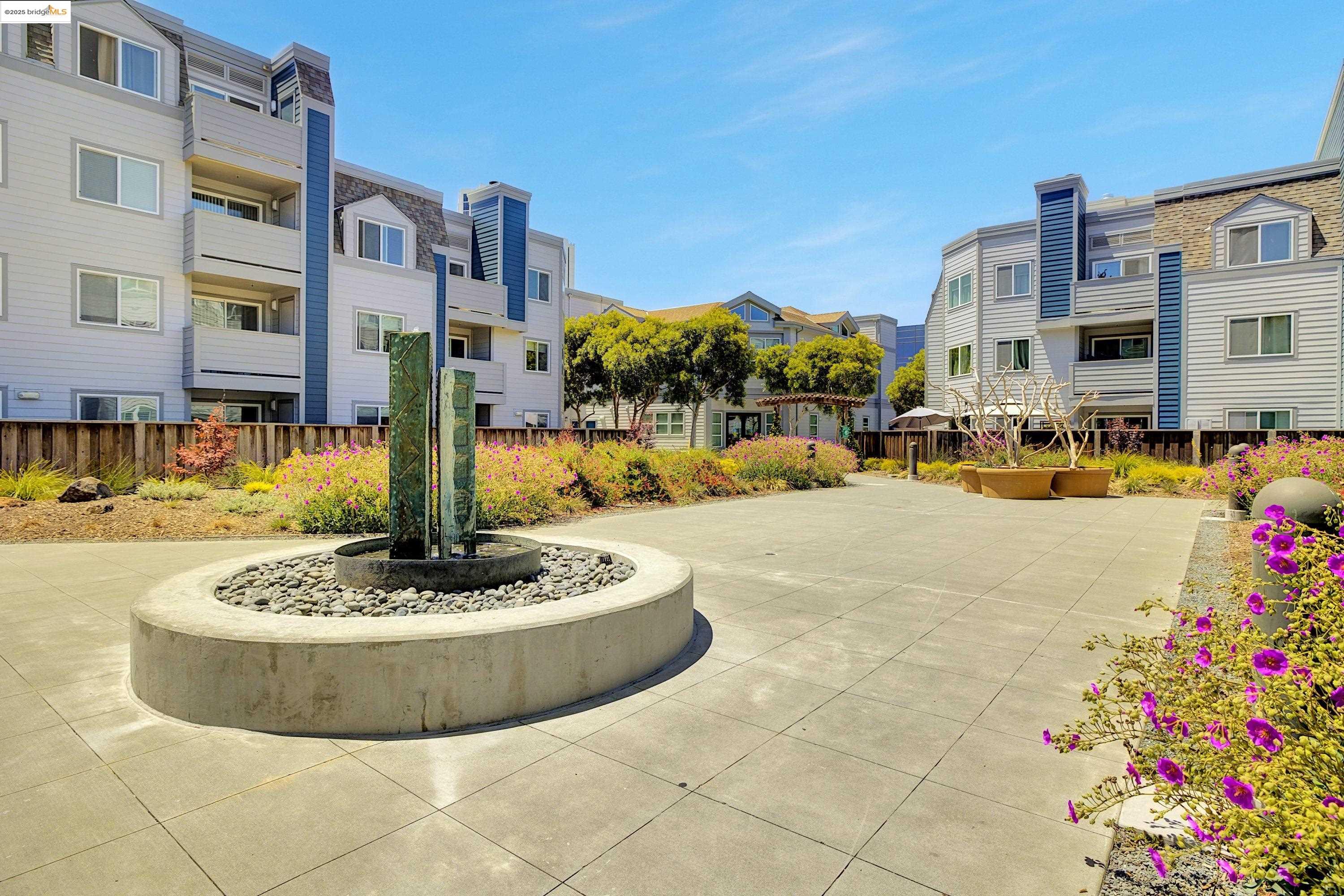 Detail Gallery Image 19 of 35 For 6400 Christie Ave #5109,  Emeryville,  CA 94608 - 0 Beds | 1 Baths