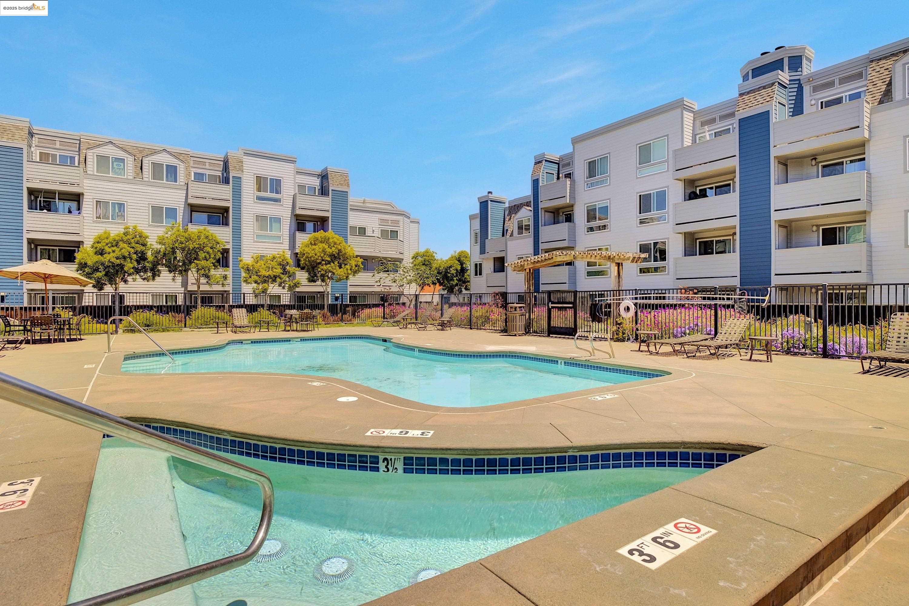 Detail Gallery Image 22 of 35 For 6400 Christie Ave #5109,  Emeryville,  CA 94608 - 0 Beds | 1 Baths
