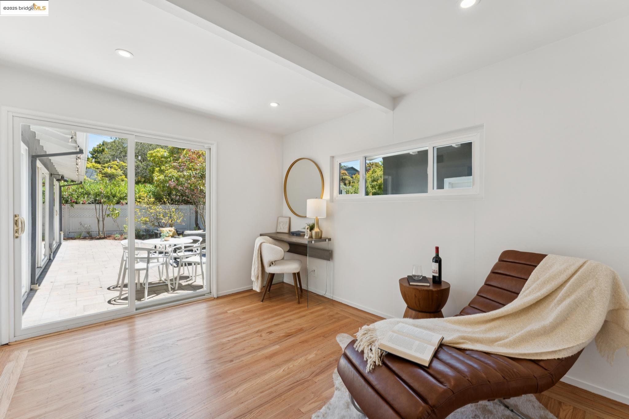Detail Gallery Image 46 of 60 For 5325 Harbord Dr, Oakland,  CA 94618 - 4 Beds | 3 Baths