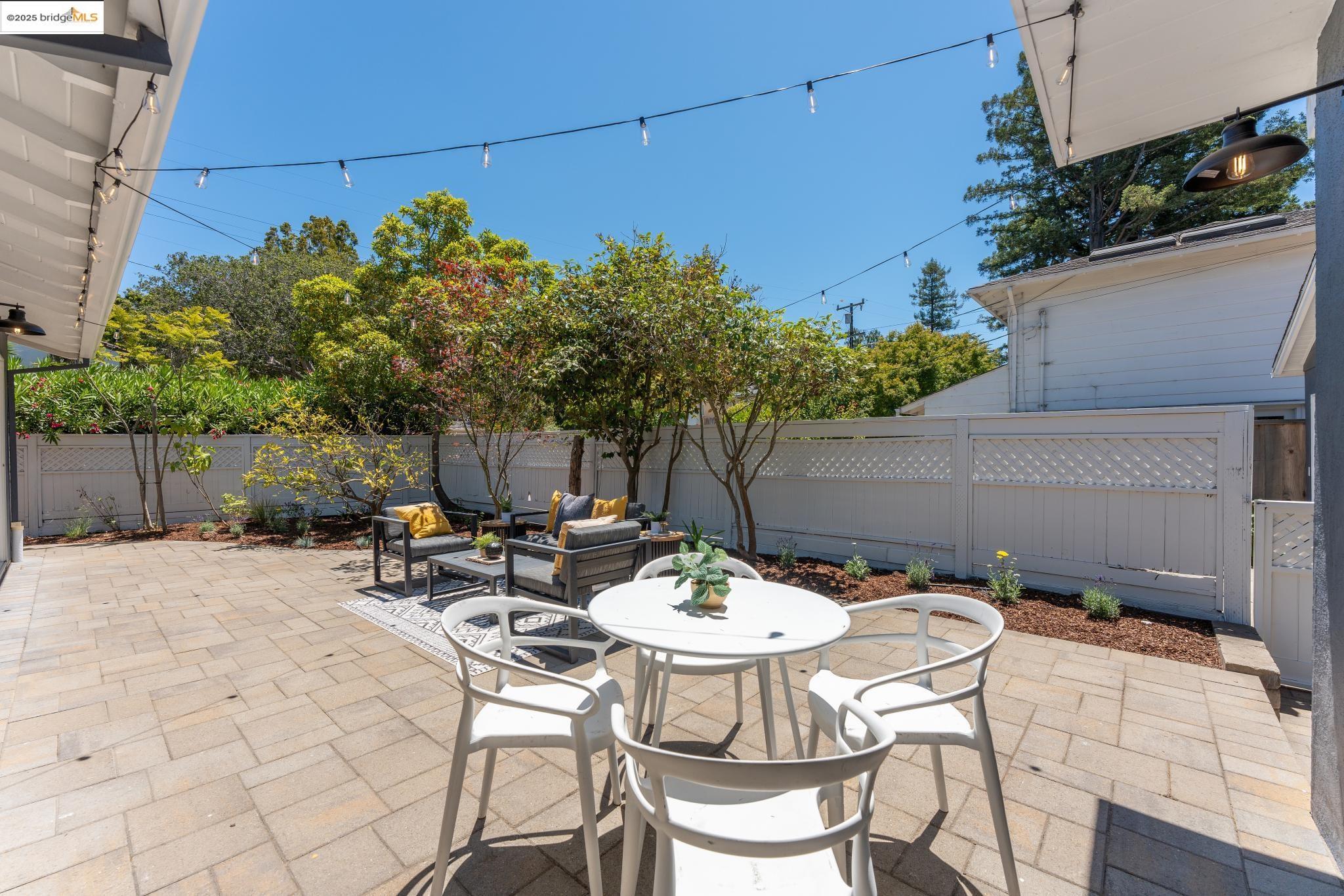 Detail Gallery Image 48 of 60 For 5325 Harbord Dr, Oakland,  CA 94618 - 4 Beds | 3 Baths