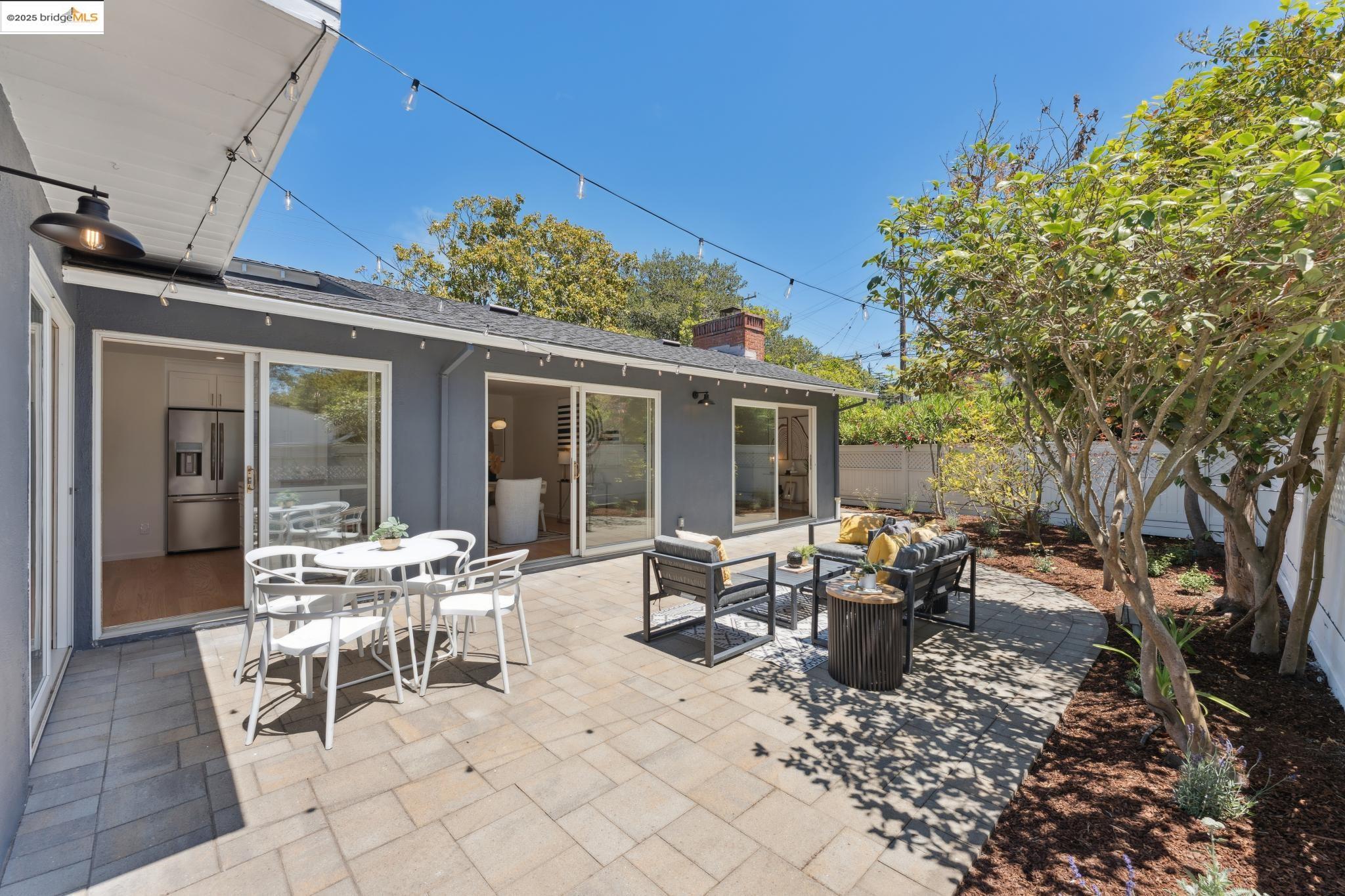 Detail Gallery Image 49 of 60 For 5325 Harbord Dr, Oakland,  CA 94618 - 4 Beds | 3 Baths